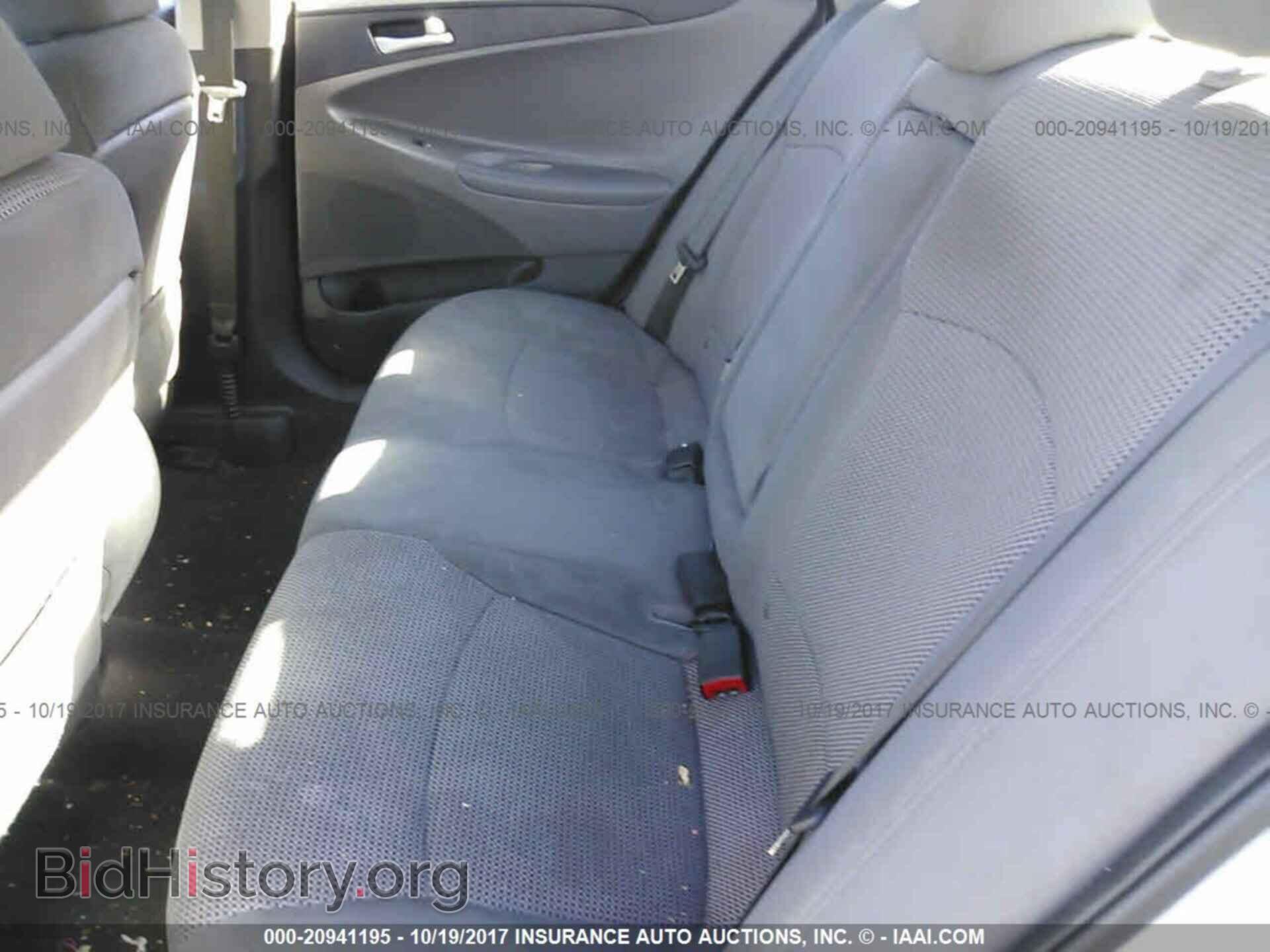 2012 Hyundai Sonata - VIN: 5NPEB4AC0CH409218 - Photo 8