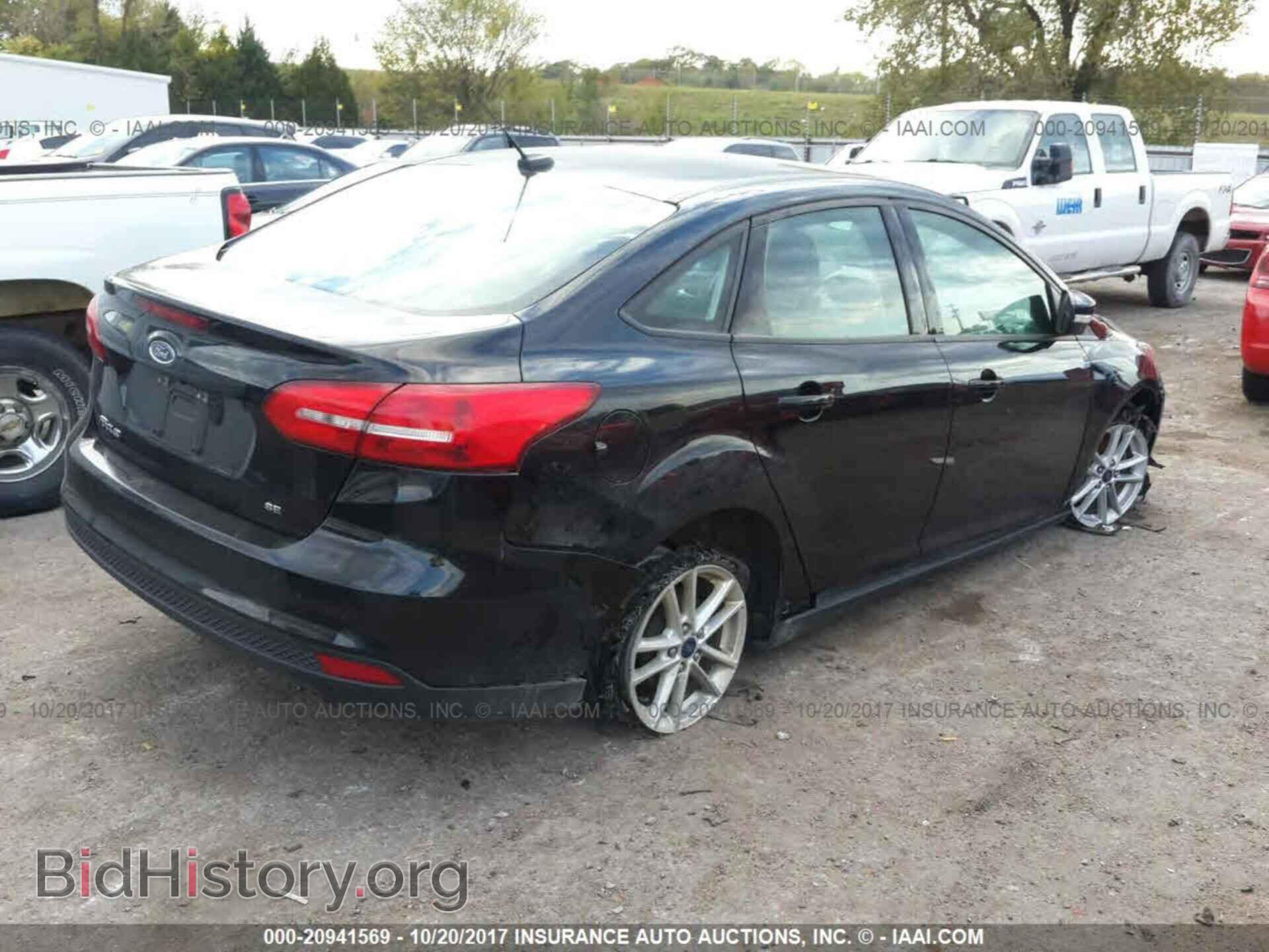 2016 Ford Focus - VIN: 1FADP3F27GL338386 - Фото 4