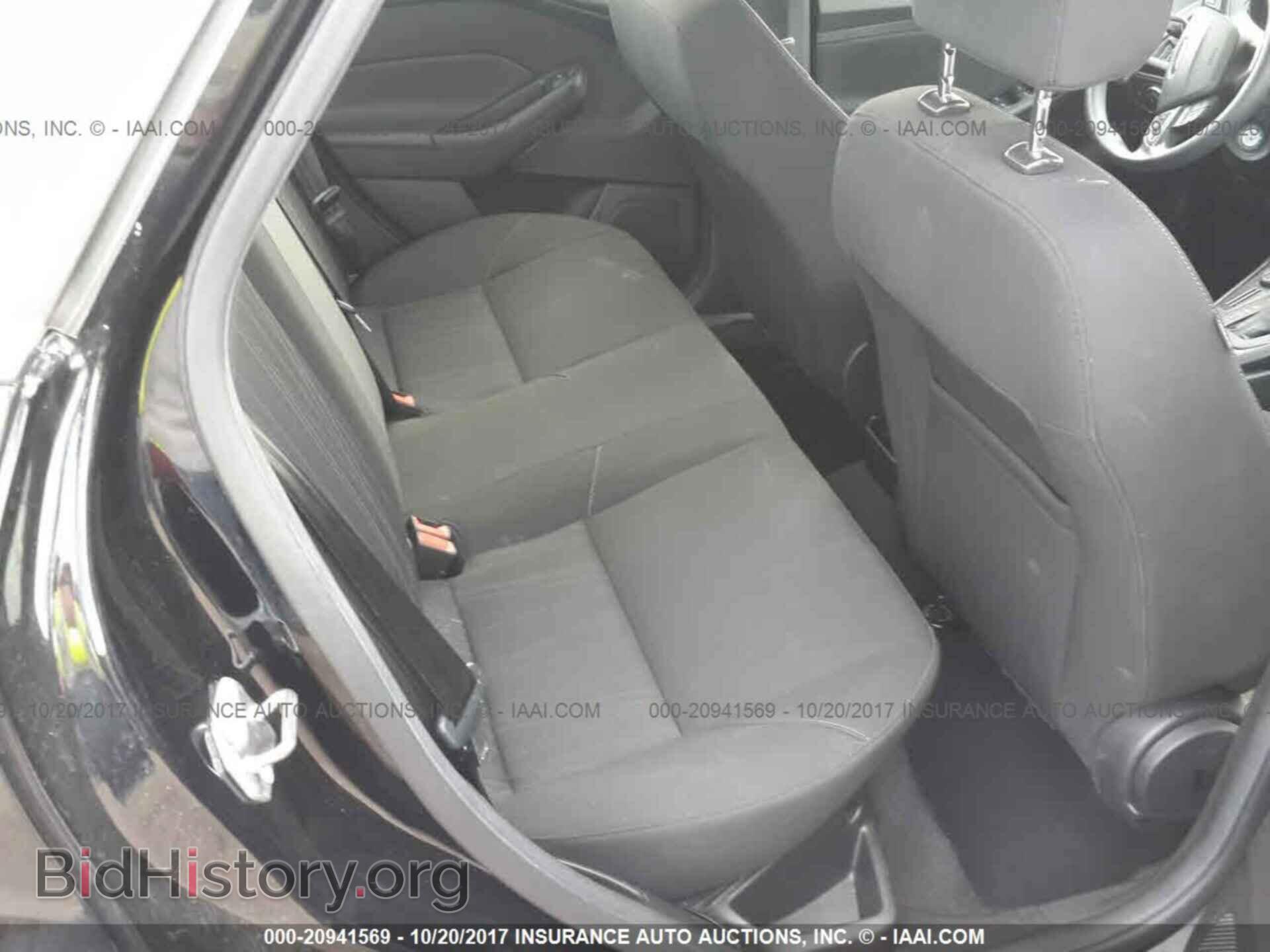 2016 Ford Focus - VIN: 1FADP3F27GL338386 - Фото 8