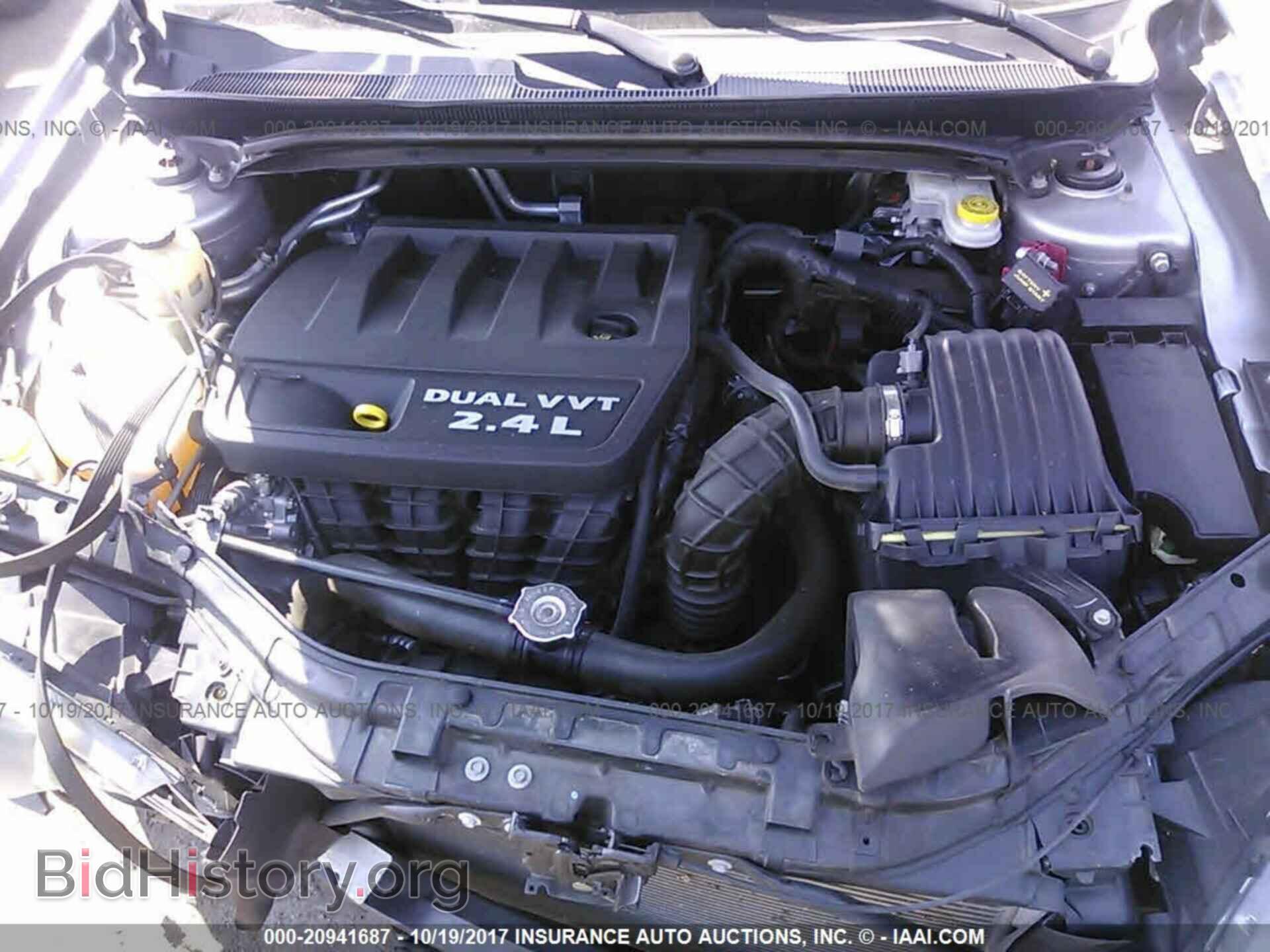 2013 Chrysler 200 - VIN: 1C3CCBBB3DN594806 - Фото 10