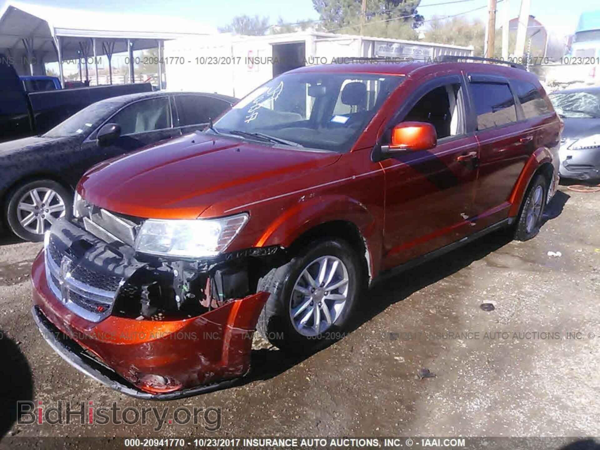 2013 Dodge Journey - VIN: 3C4PDCBB1DT724100 - Фото 2