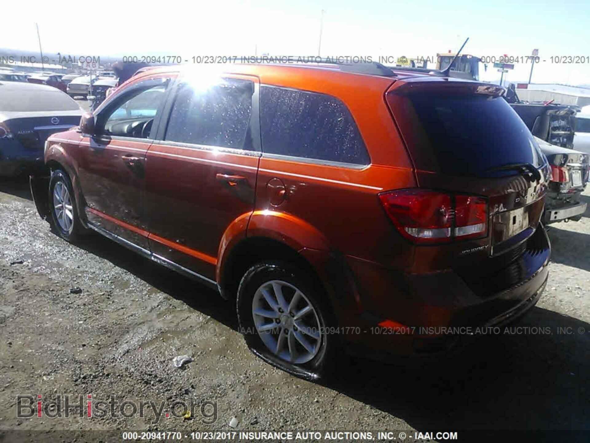 2013 Dodge Journey - VIN: 3C4PDCBB1DT724100 - Фото 3