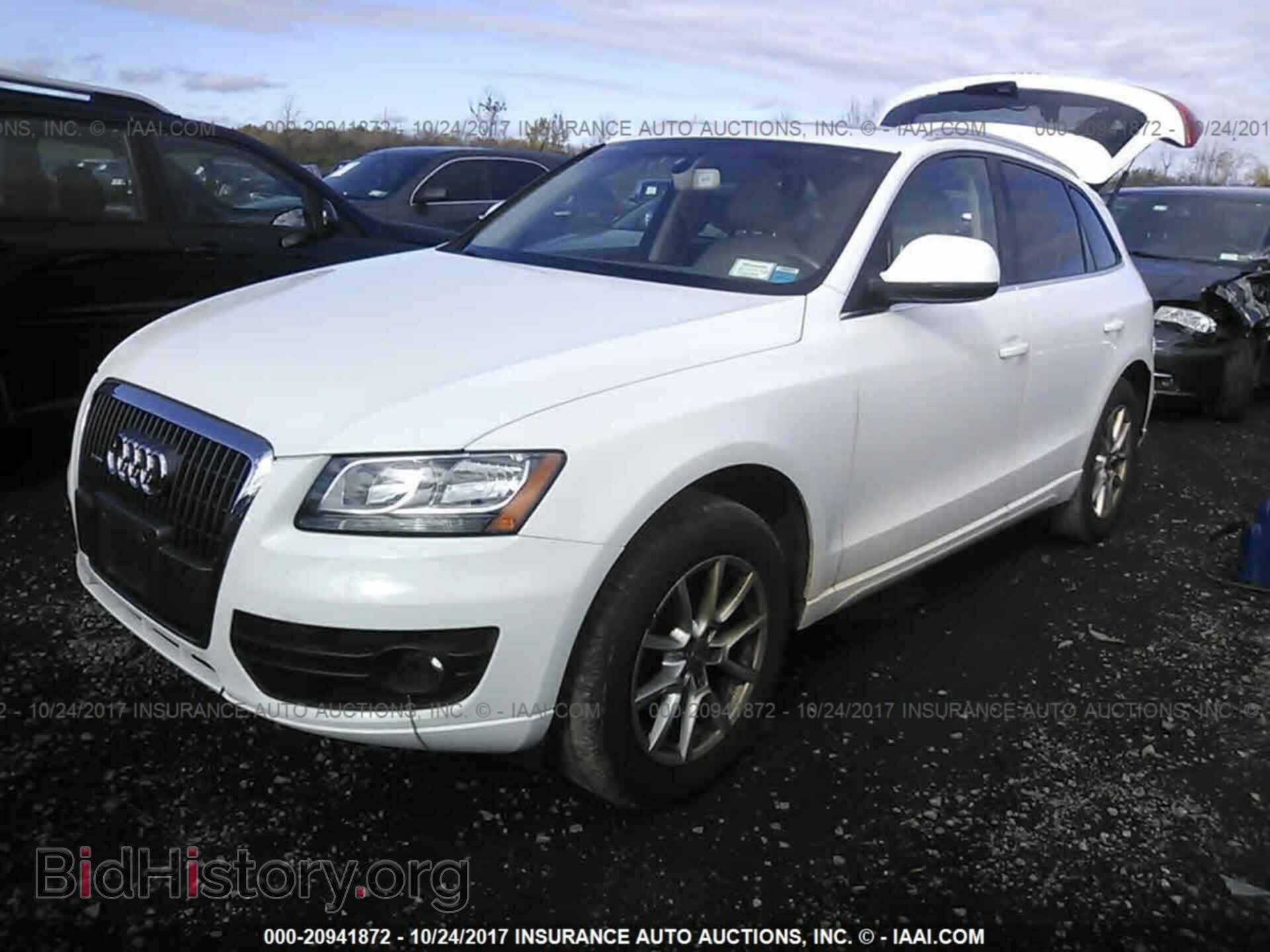 2011 Audi Q5 - VIN: WA1CFAFP3BA018165 - Фото 2