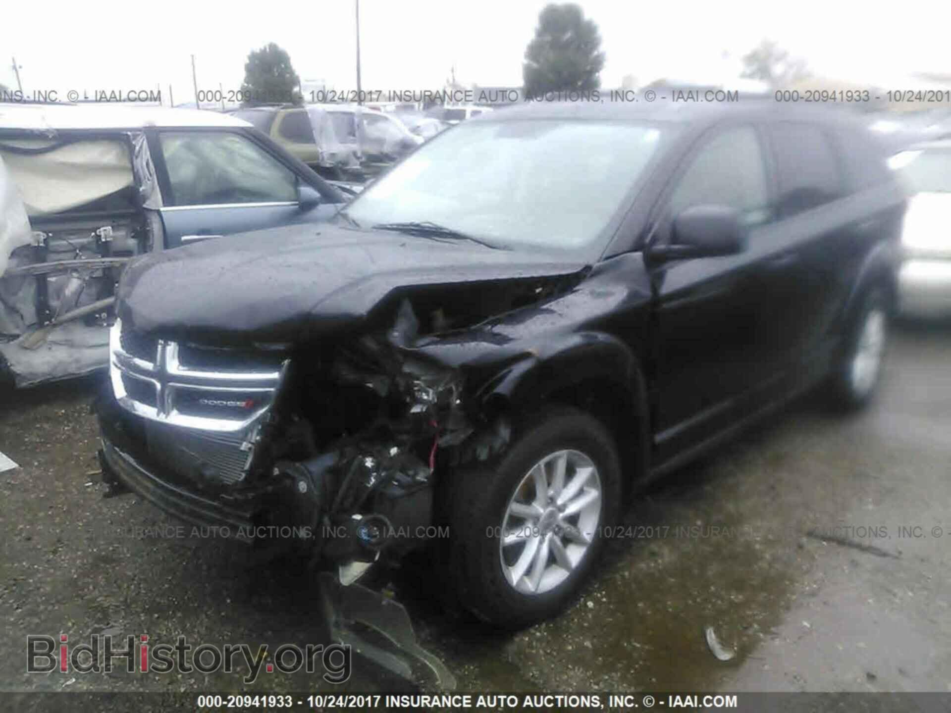 2013 Dodge Journey - VIN: 3C4PDCBG8DT593095 - Фото 2