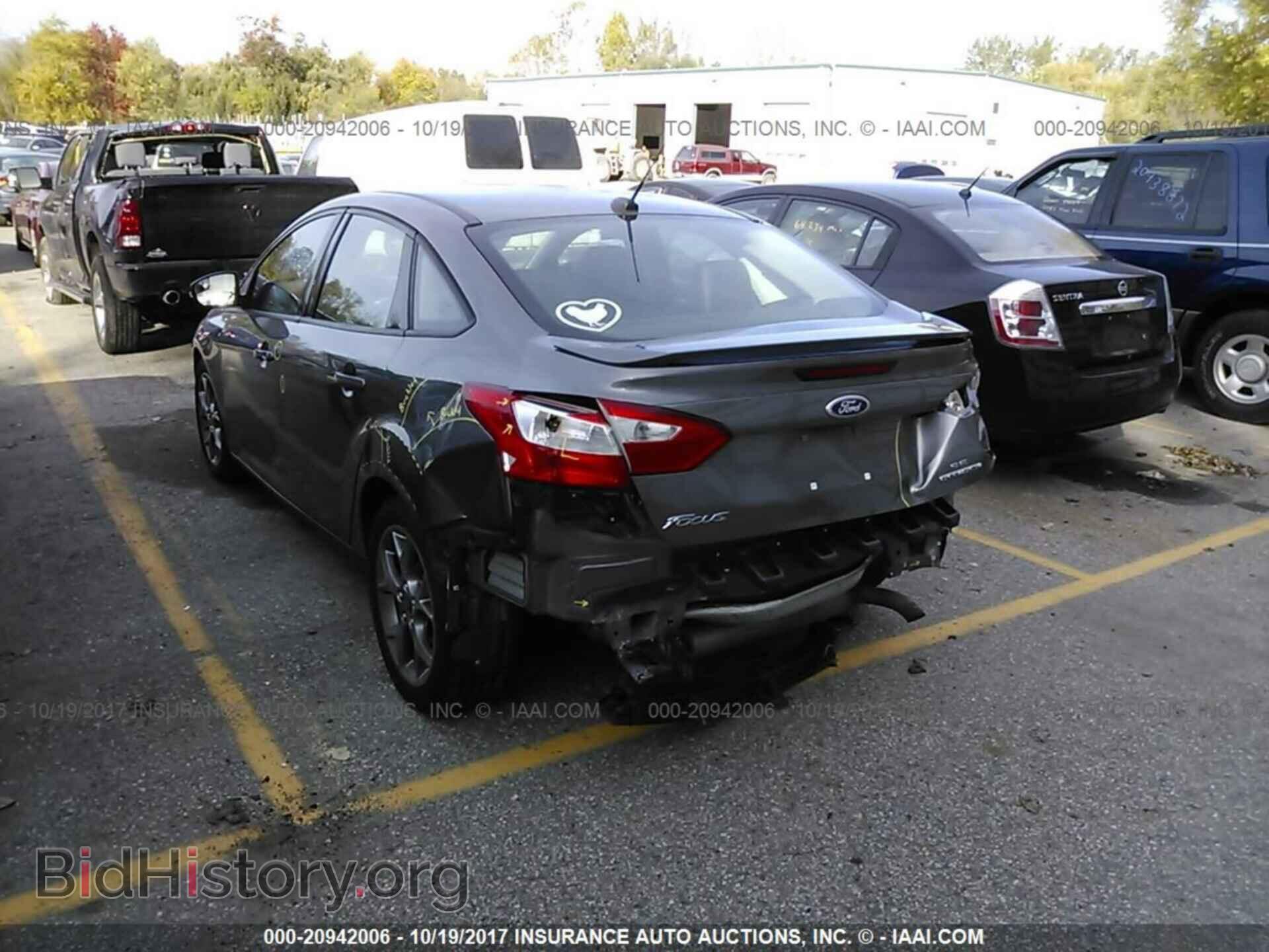2013 Ford Focus - VIN: 1FADP3F22DL290937 - Фото 3