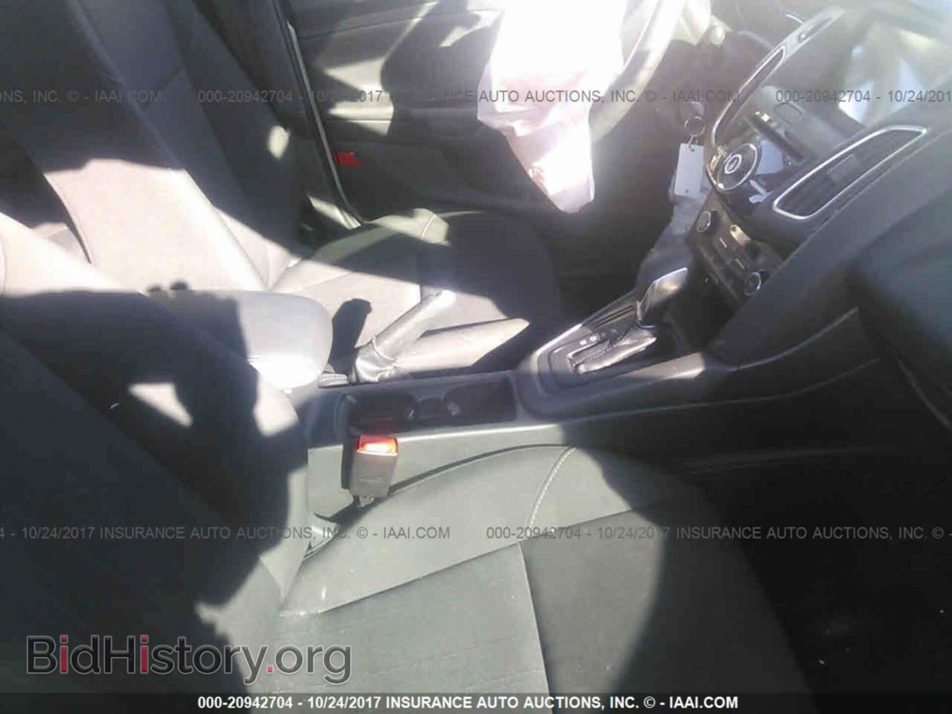 2017 Ford Focus - VIN: 1FADP3H28HL206588 - Фото 5