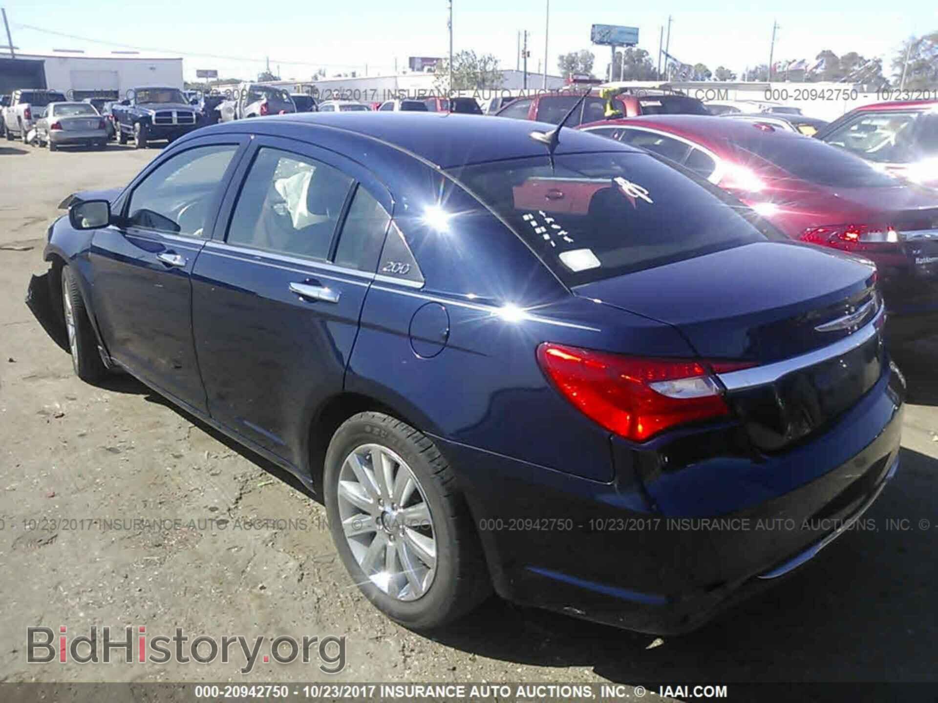 2014 Chrysler 200 - VIN: 1C3CCBCG4EN100450 - Фото 3