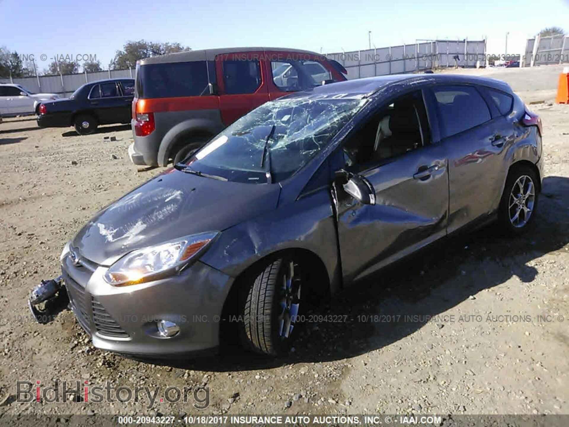 2014 Ford Focus - VIN: 1FADP3K21EL151289 - Photo 2