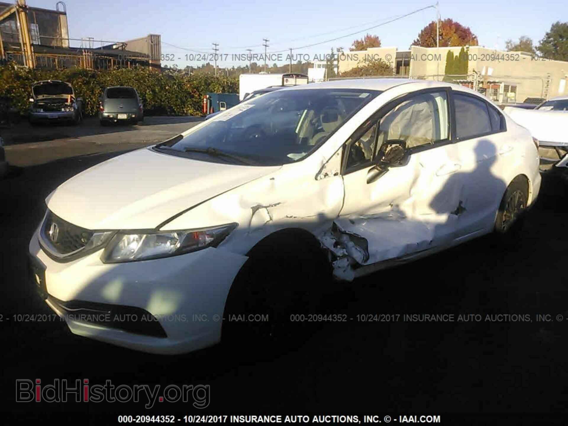 2013 Honda Civic - VIN: 19XFB2F55DE031079 - Photo 2