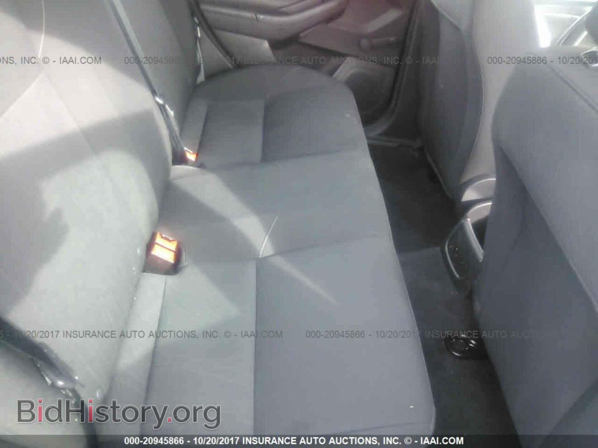 2015 Ford Focus - VIN: 1FADP3E25FL298308 - Photo 8