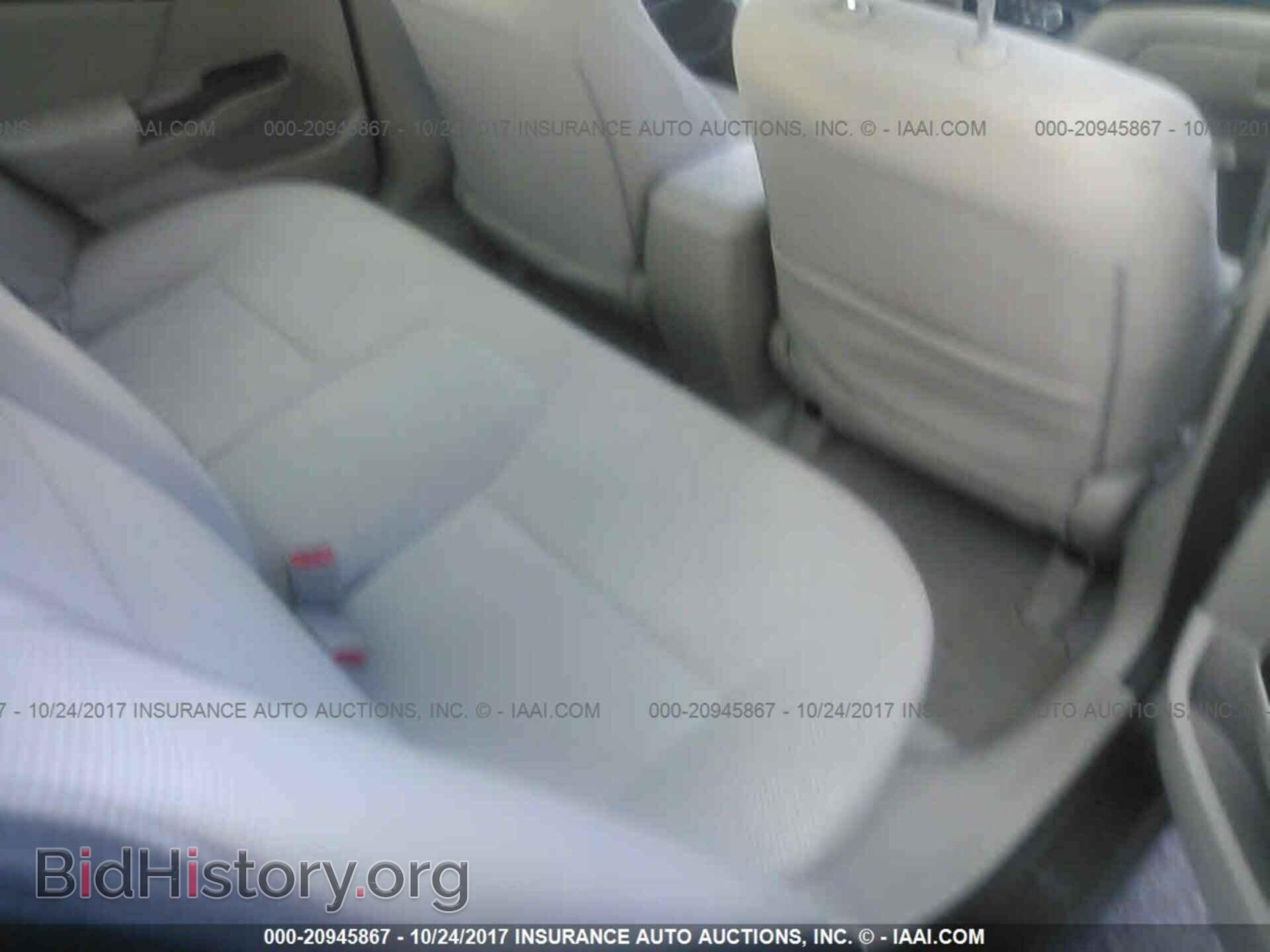 2012 Honda Civic - VIN: 2HGFB2F54CH604736 - Photo 8