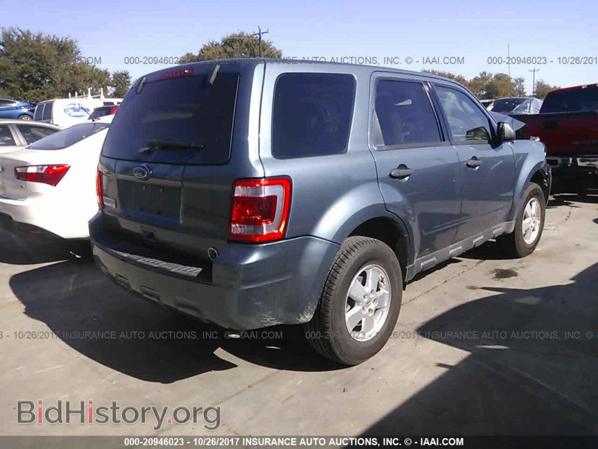 2012 Ford Escape - VIN: 1FMCU0D71CKB03277 - Photo 4
