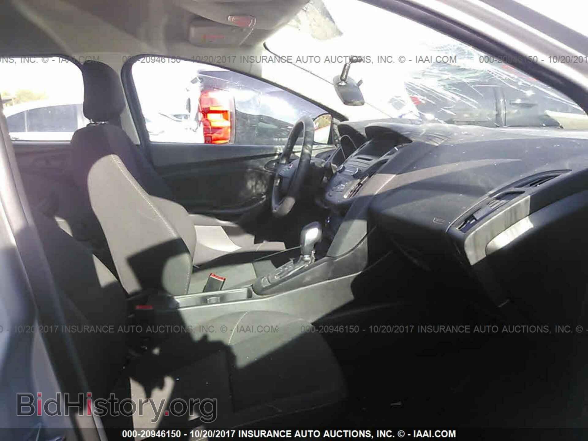 2017 Ford Focus - VIN: 1FADP3E25HL276487 - Фото 5