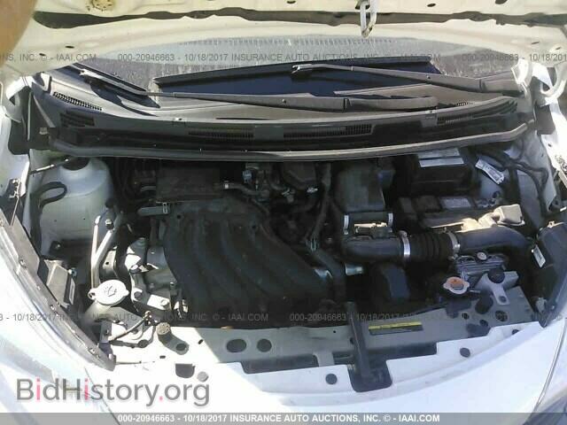 2016 Nissan Versa note - VIN: 3N1CE2CP2GL359563 - Photo 10