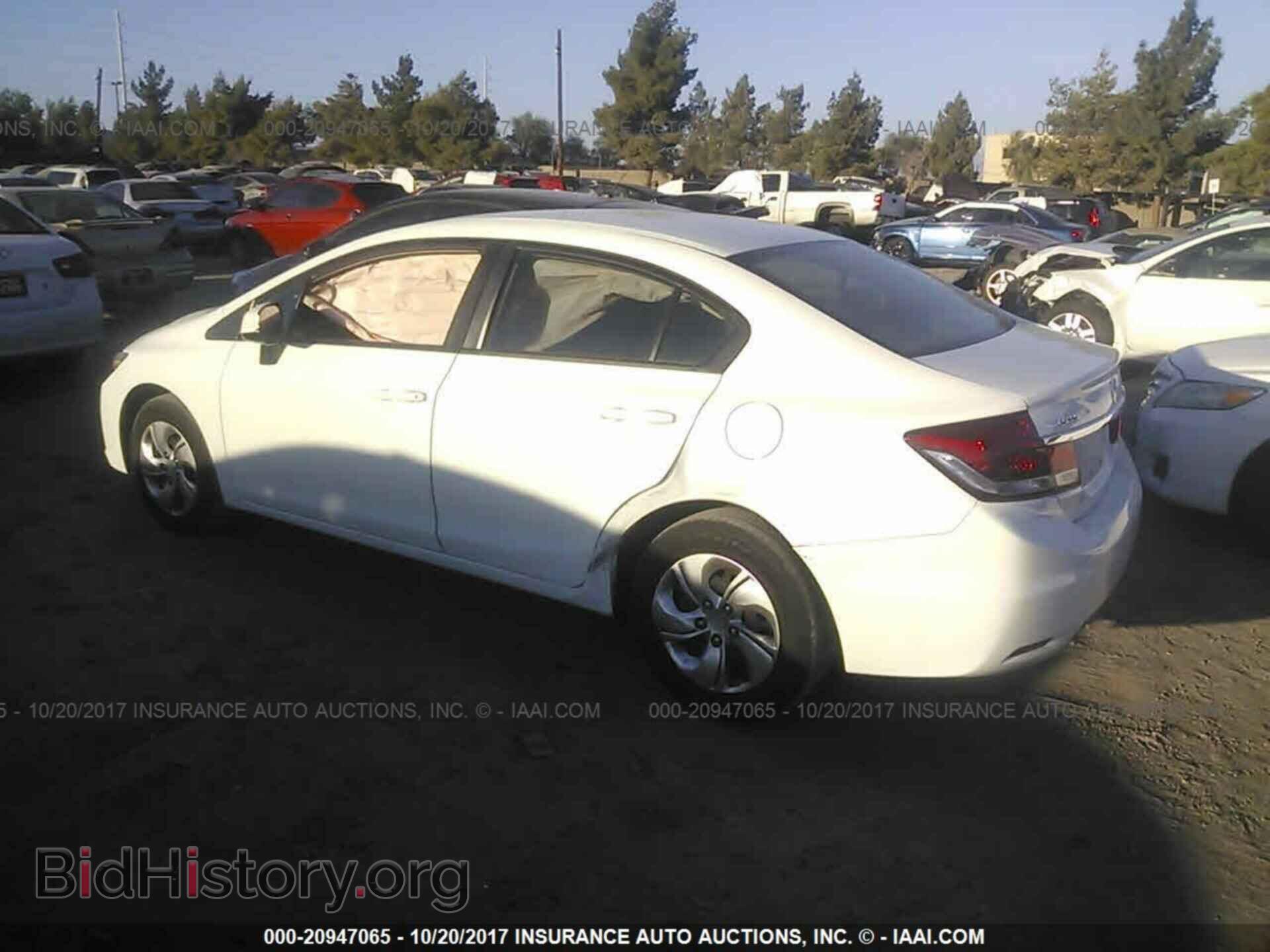 2013 Honda Civic - VIN: 19XFB2F58DE278421 - Photo 3