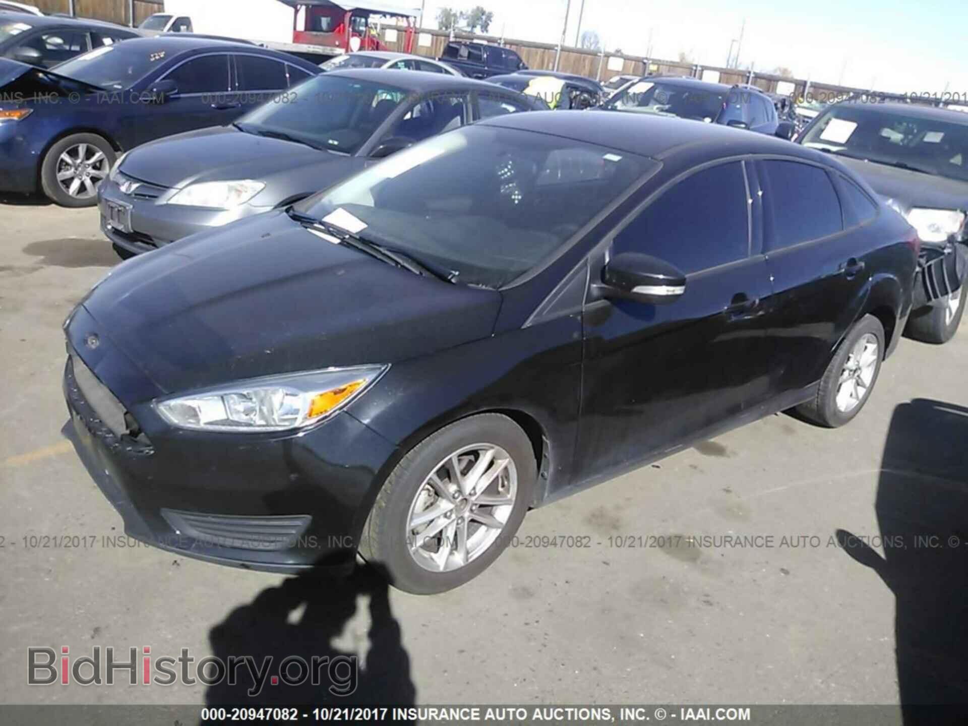 2015 Ford Focus - VIN: 1FADP3F24FL380044 - Фото 2