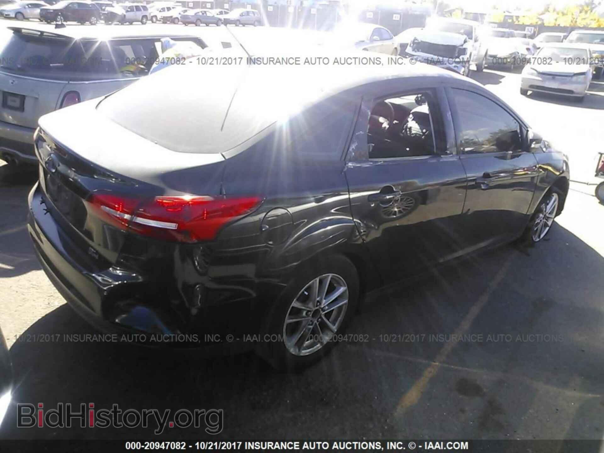 2015 Ford Focus - VIN: 1FADP3F24FL380044 - Фото 4
