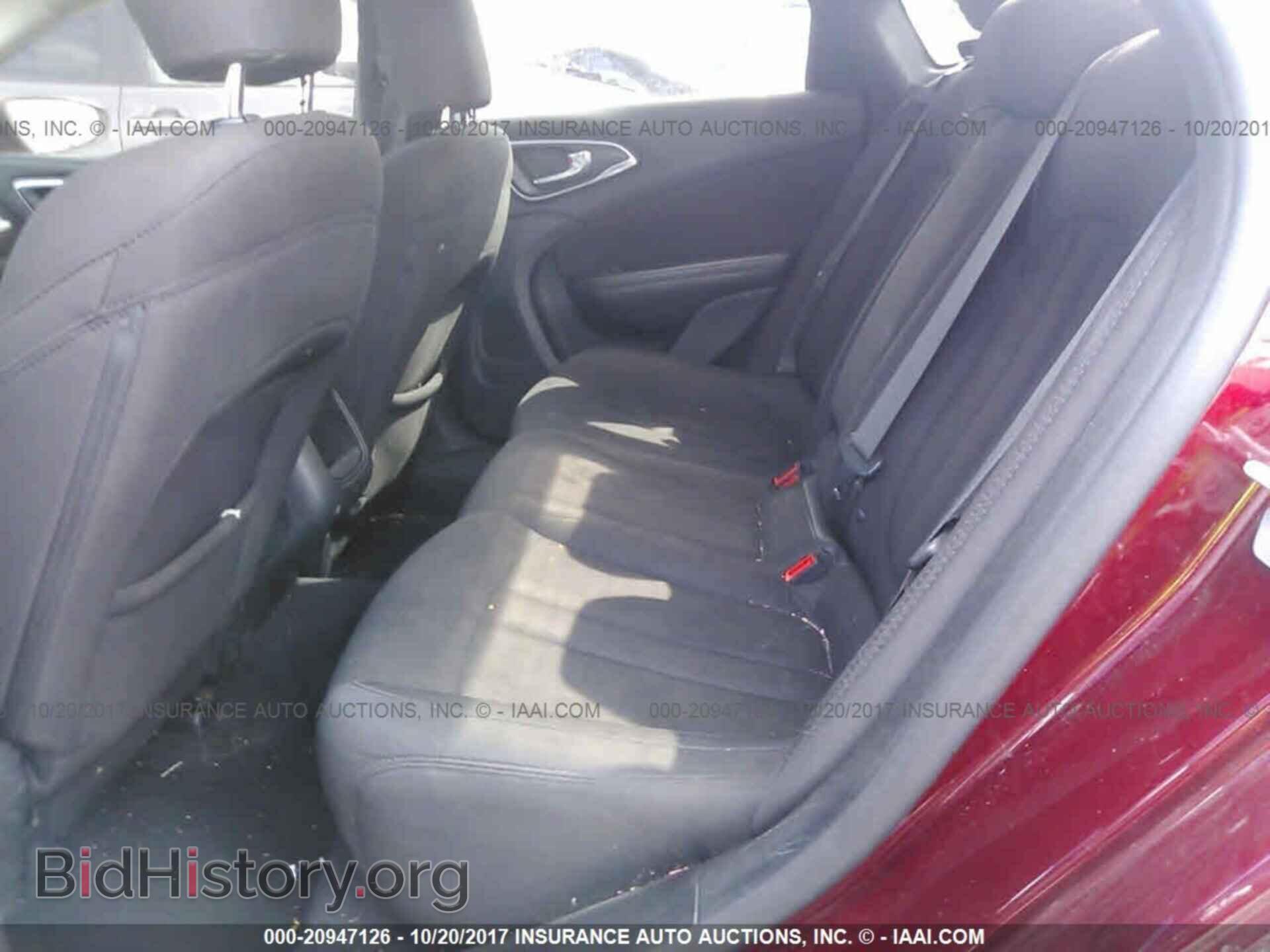 2015 Chrysler 200 - VIN: 1C3CCCAB2FN589753 - Photo 8