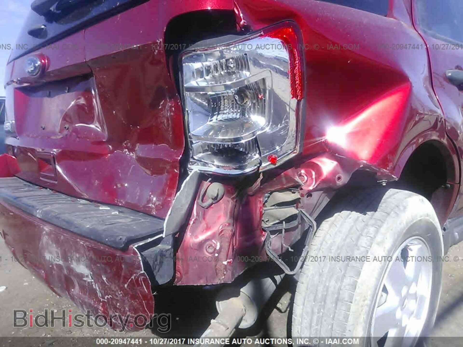 2012 Ford Escape - VIN: 1FMCU0D77CKB71812 - Photo 6