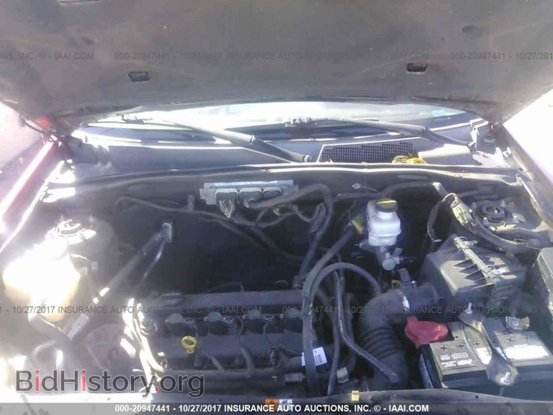 2012 Ford Escape - VIN: 1FMCU0D77CKB71812 - Photo 10