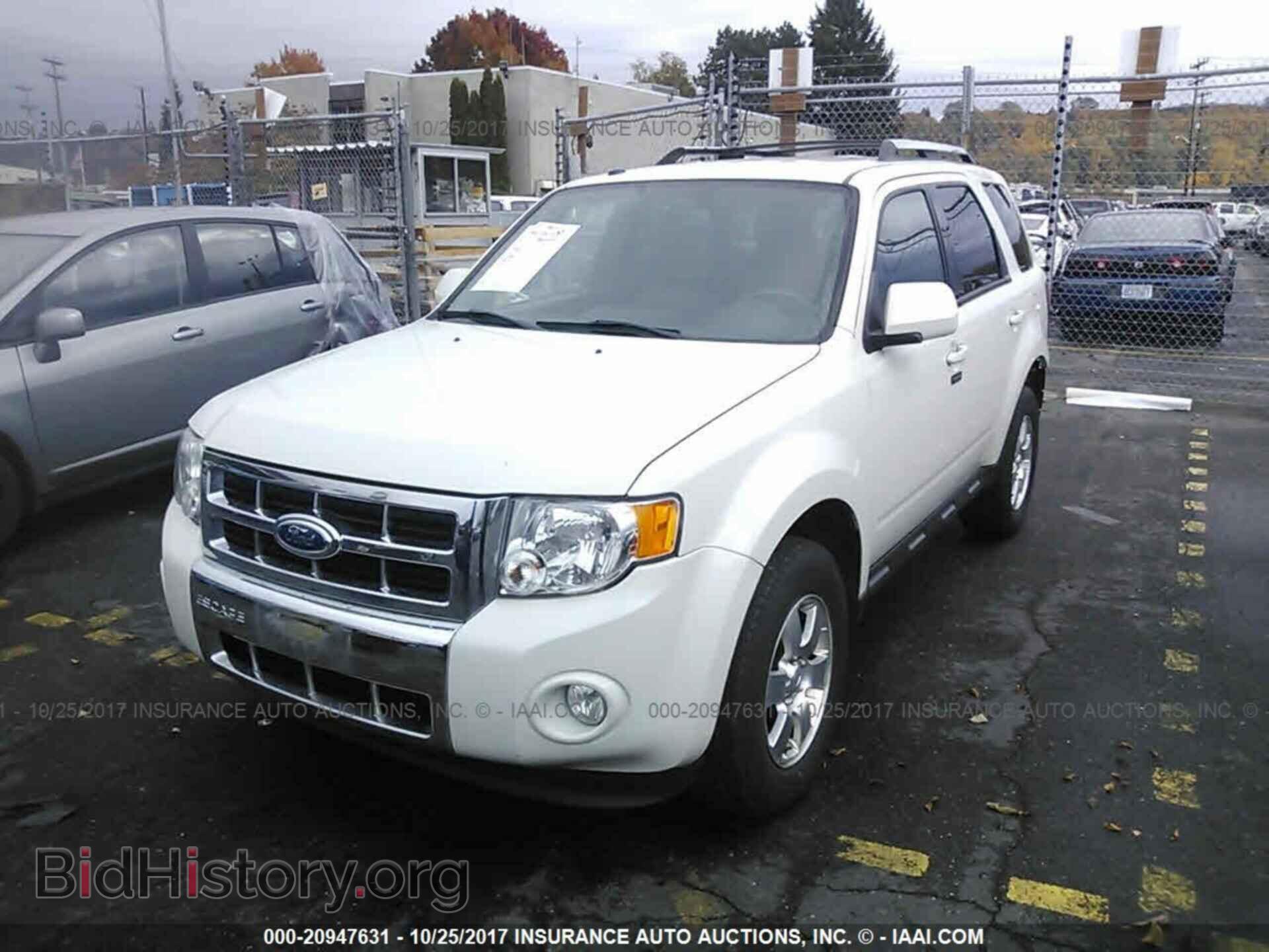 2012 Ford Escape - VIN: 1FMCU0EG4CKA44594 - Photo 2