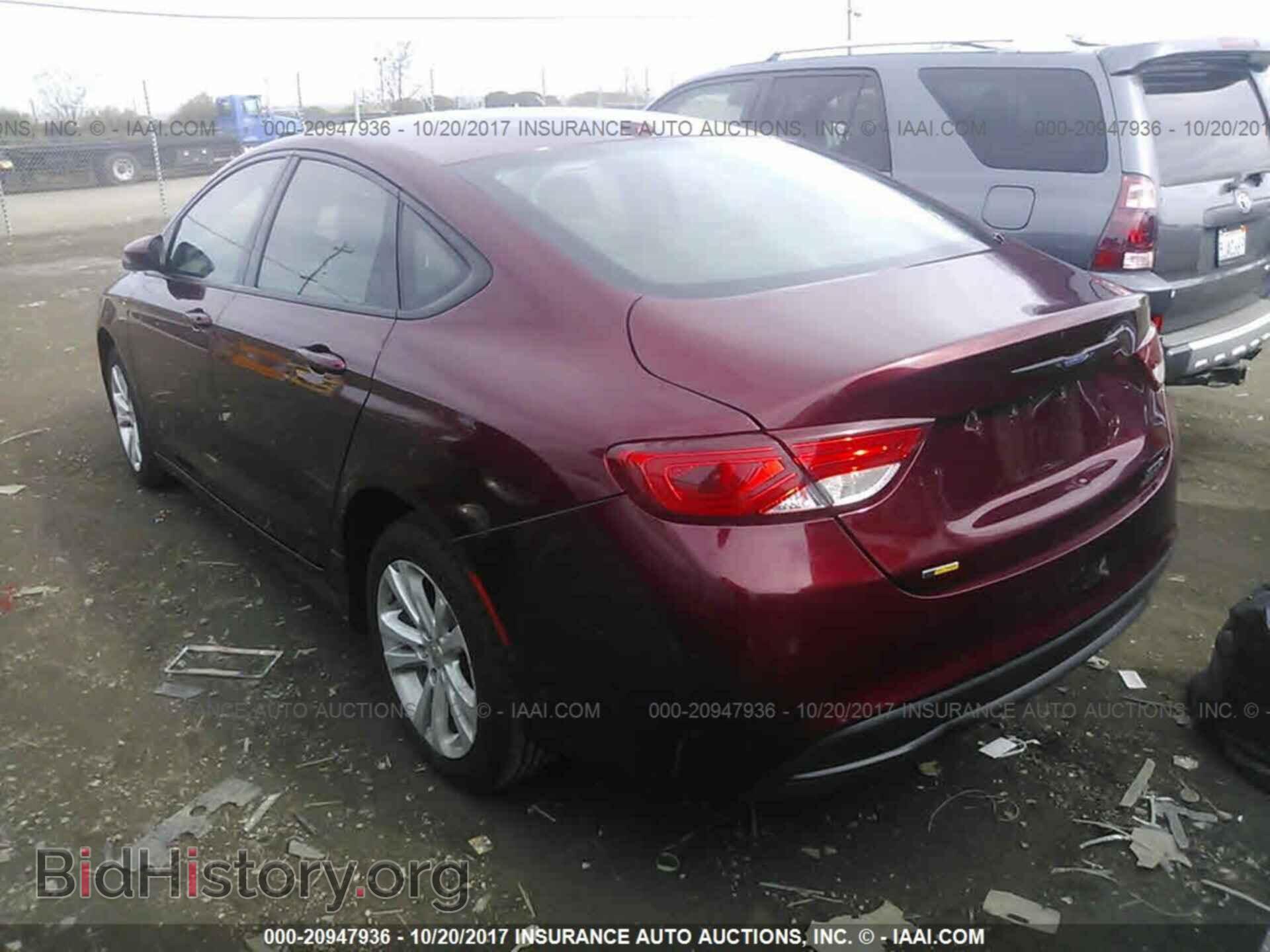 2015 Chrysler 200 - VIN: 1C3CCCAB3FN743841 - Photo 3