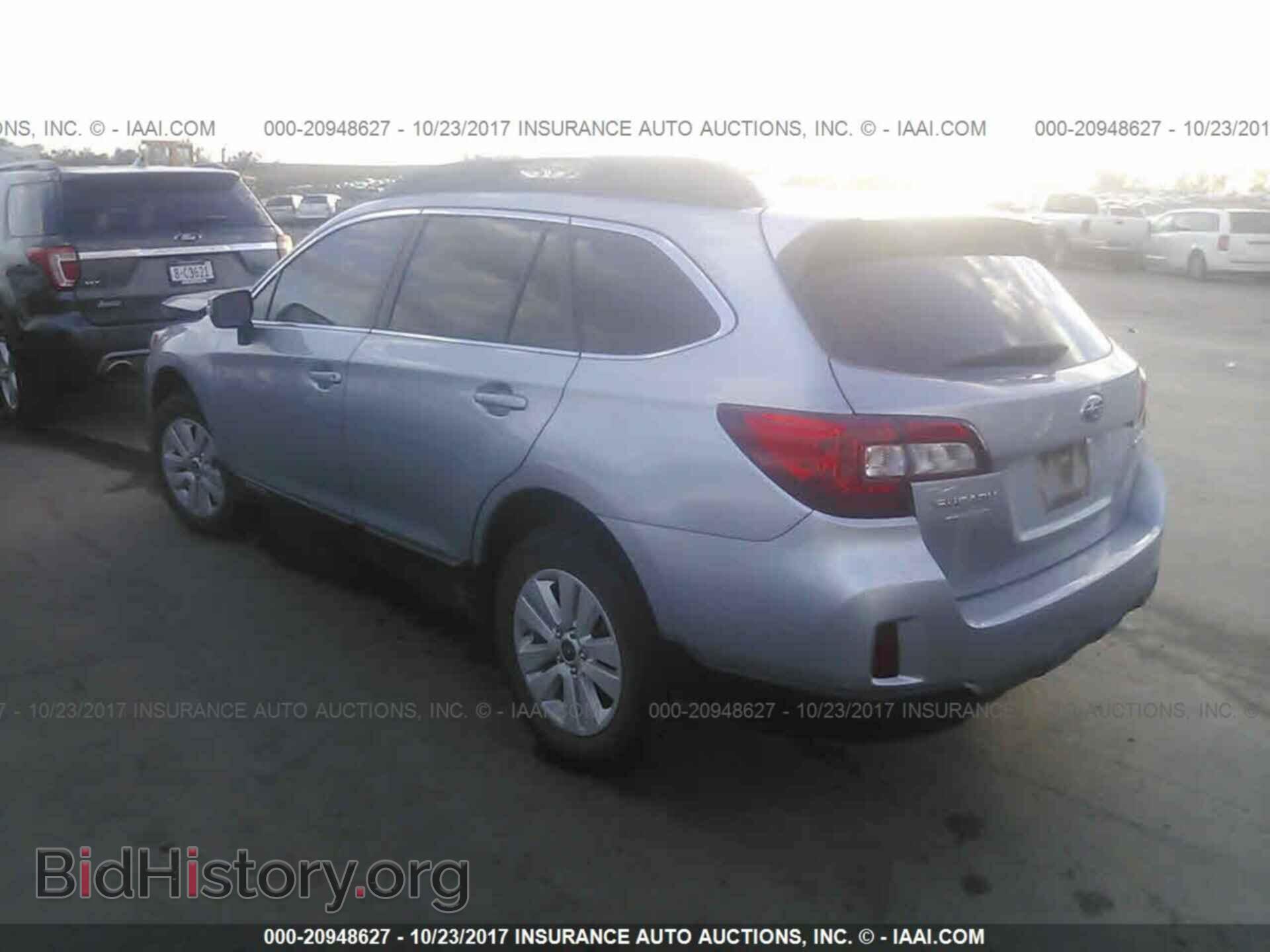 2015 Subaru Outback - VIN: 4S4BSAFC3F3303710 - Photo 3