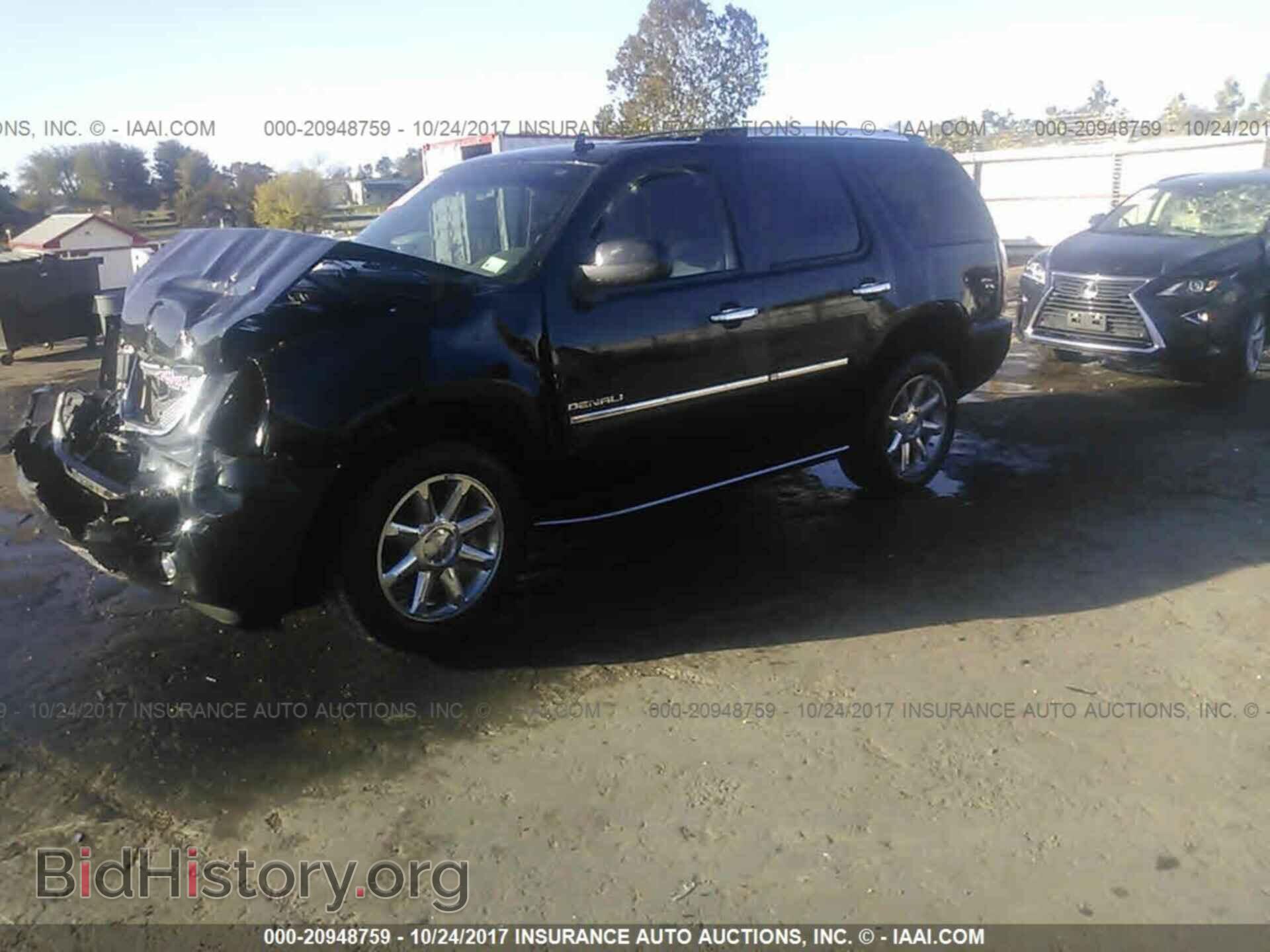 2013 Gmc Yukon - VIN: 1GKS2EEF5DR281795 - Фото 2