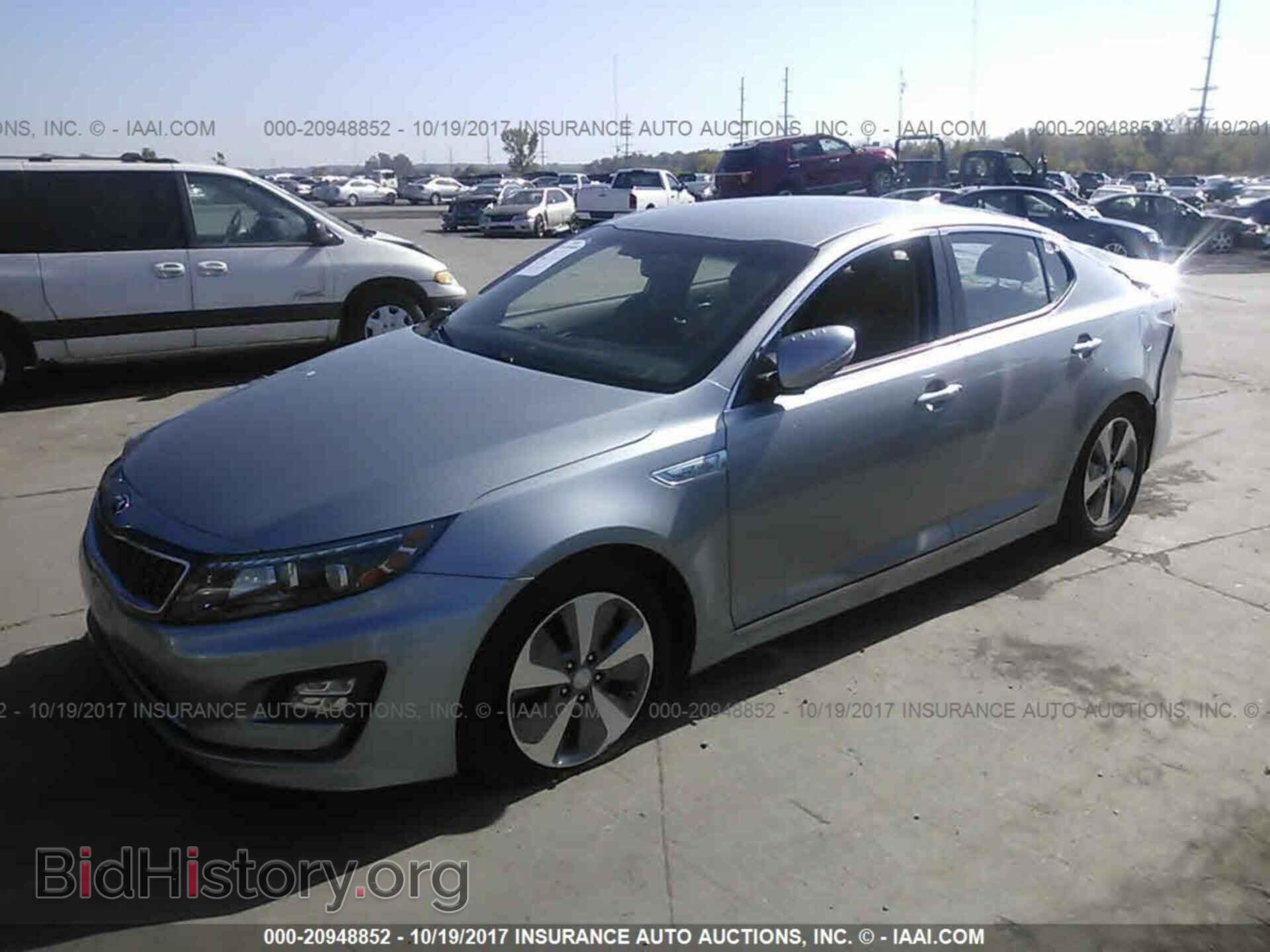 2014 Kia Optima - VIN: KNAGN4AD4E5073632 - Photo 2