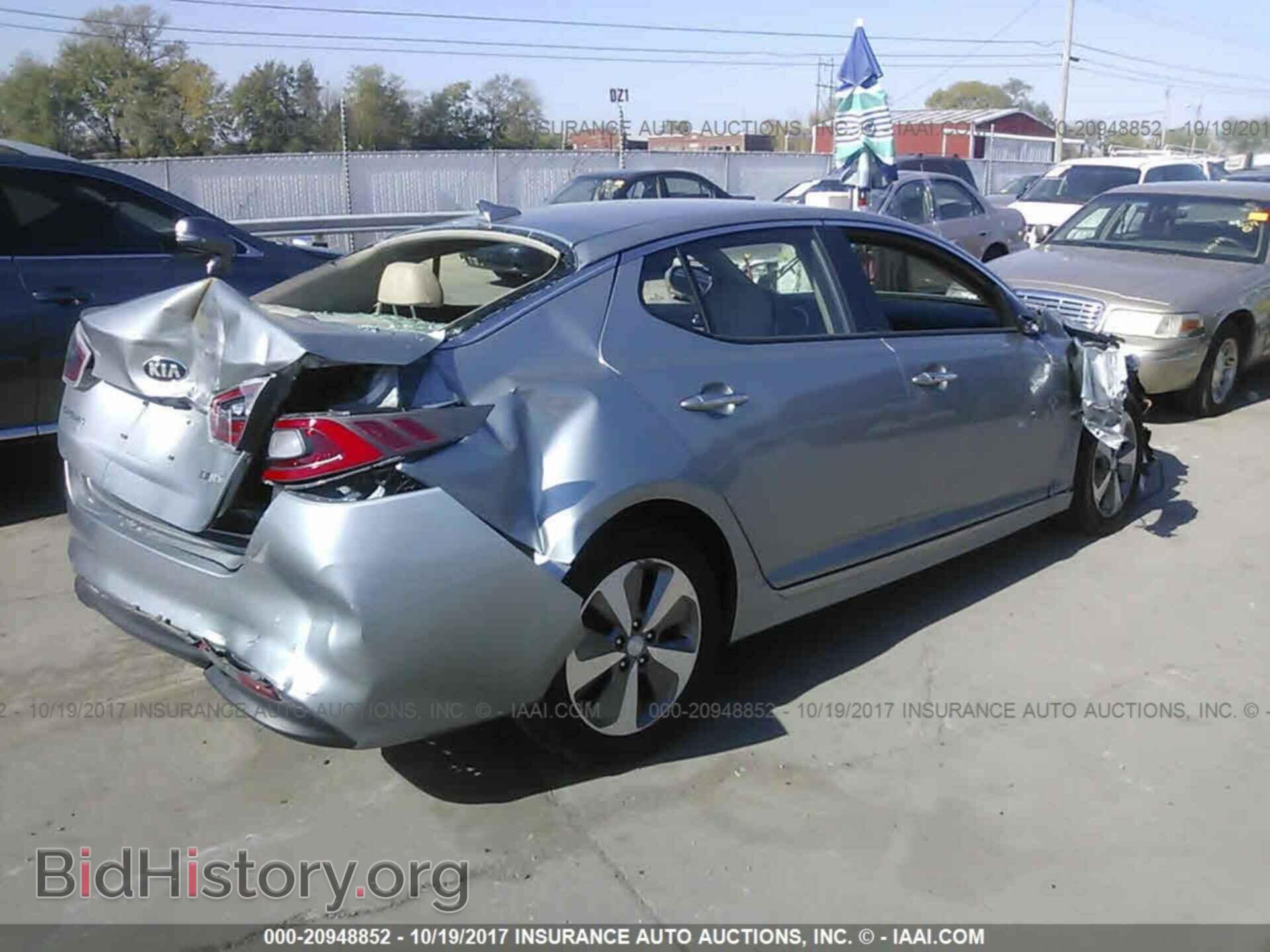 2014 Kia Optima - VIN: KNAGN4AD4E5073632 - Photo 4