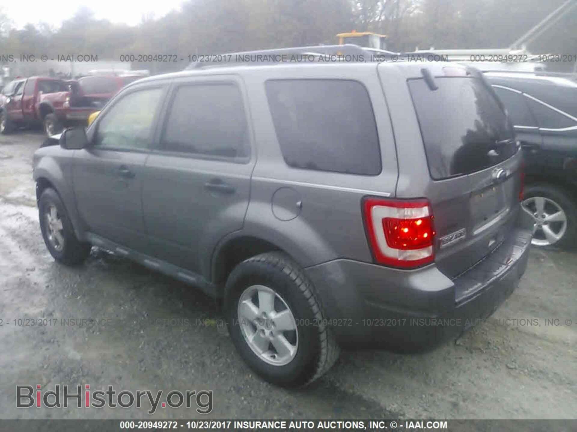 2012 Ford Escape - VIN: 1FMCU0D71CKA88506 - Фото 3