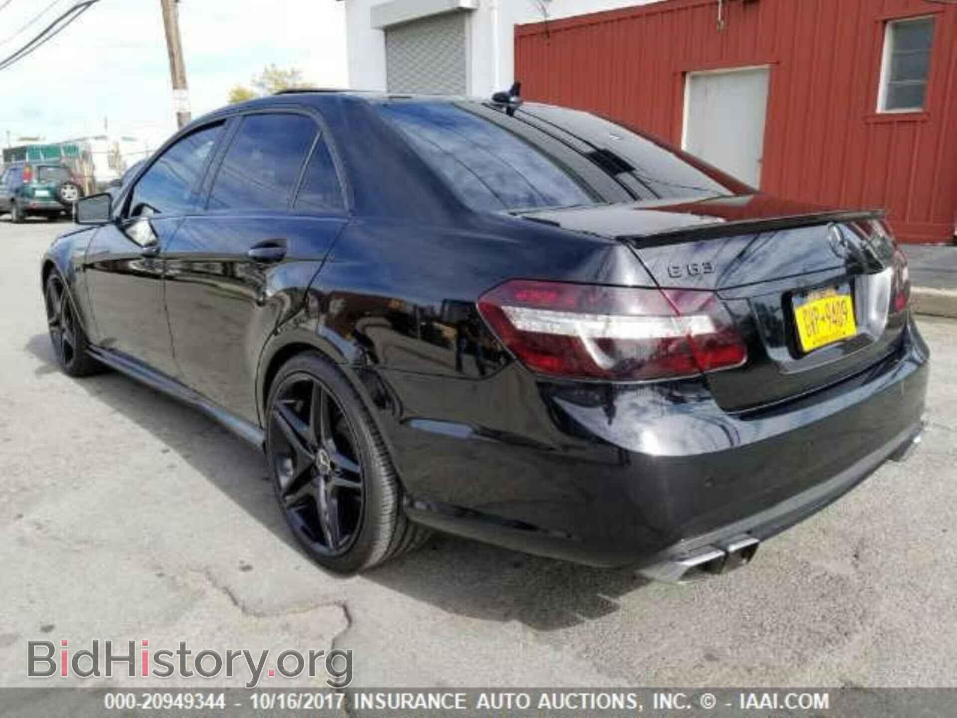 2011 Mercedes-benz E - VIN: WDDHF7HB6BA276346 - Фото 3