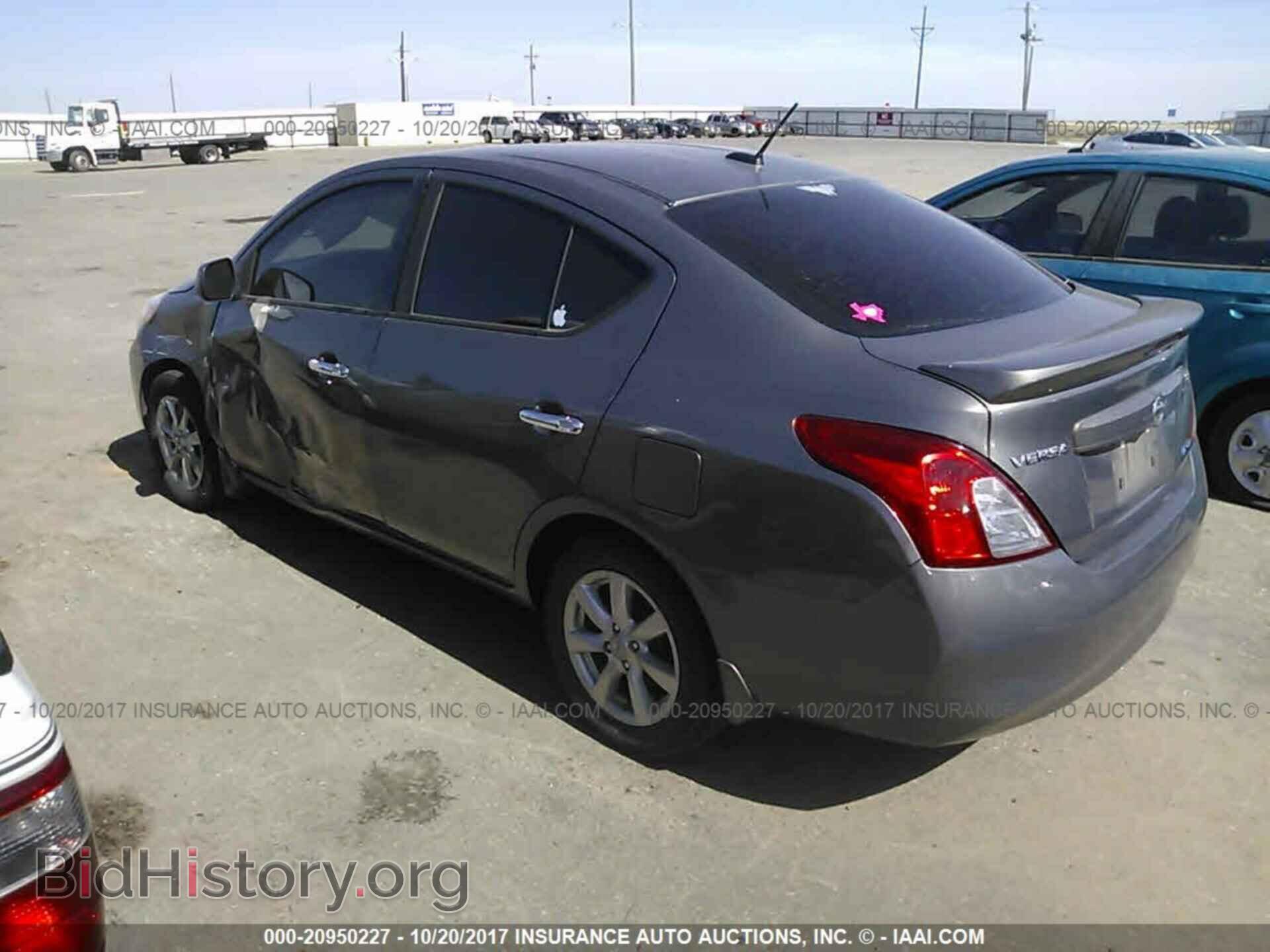 2013 Nissan Versa - VIN: 3N1CN7AP1DL860553 - Фото 3