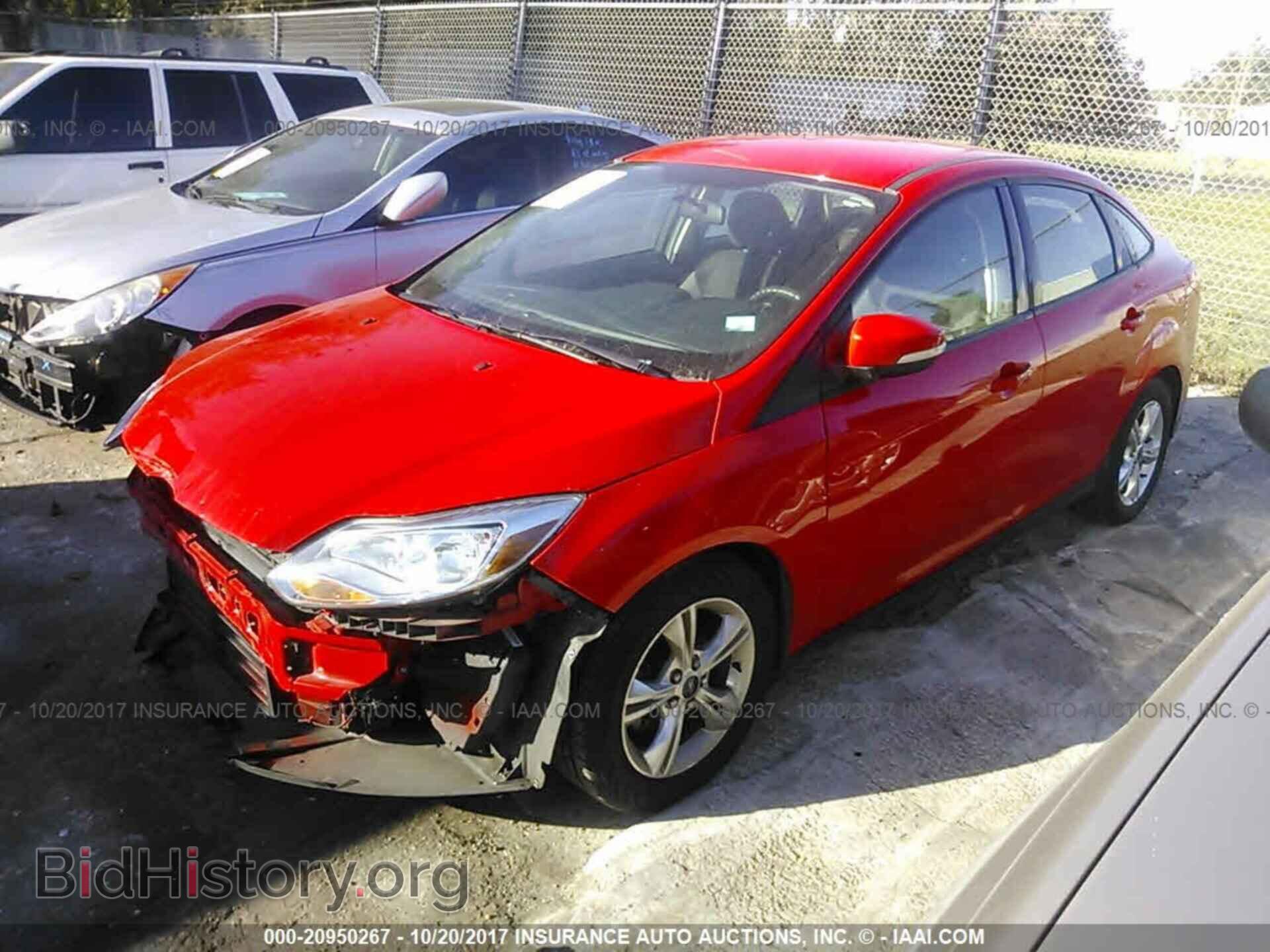 2014 Ford Focus - VIN: 1FADP3F27EL265159 - Photo 2