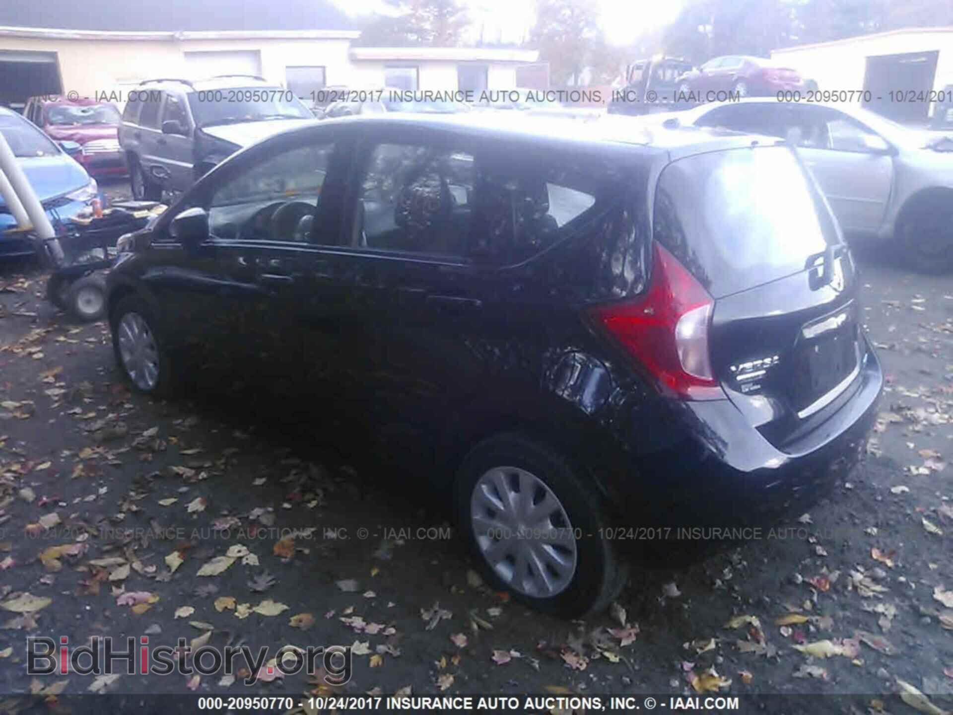 2015 Nissan Versa note - VIN: 3N1CE2CP3FL373180 - Фото 3