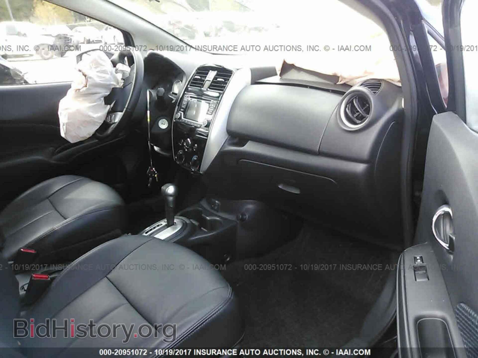 2017 Nissan Versa note - VIN: 3N1CE2CP3HL353806 - Photo 5