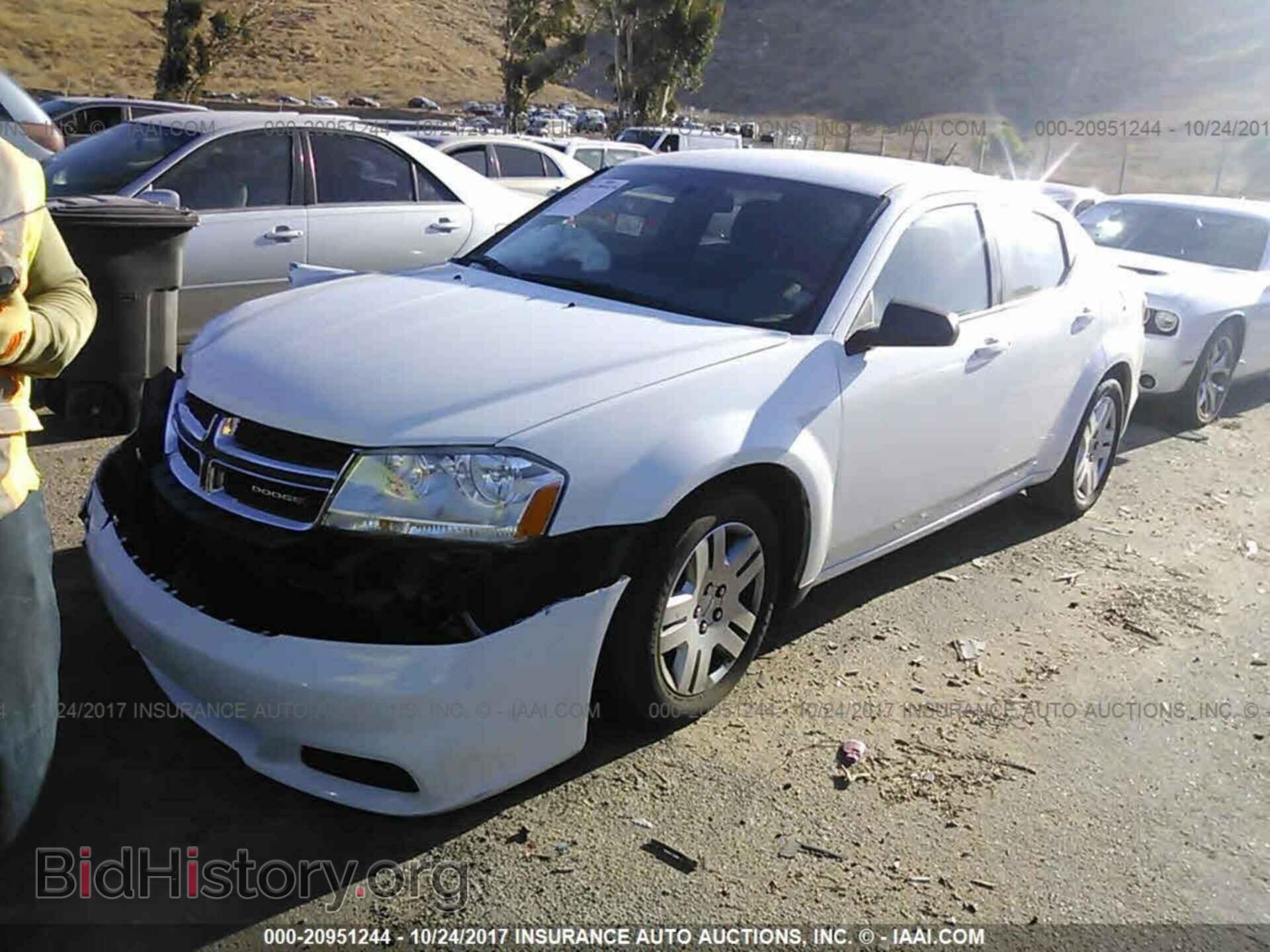 2013 Dodge Avenger - VIN: 1C3CDZAB5DN646041 - Photo 2
