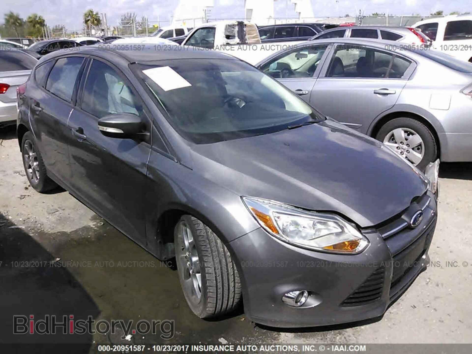 Photo 1FADP3K2XEL142087 - Ford Focus 2014