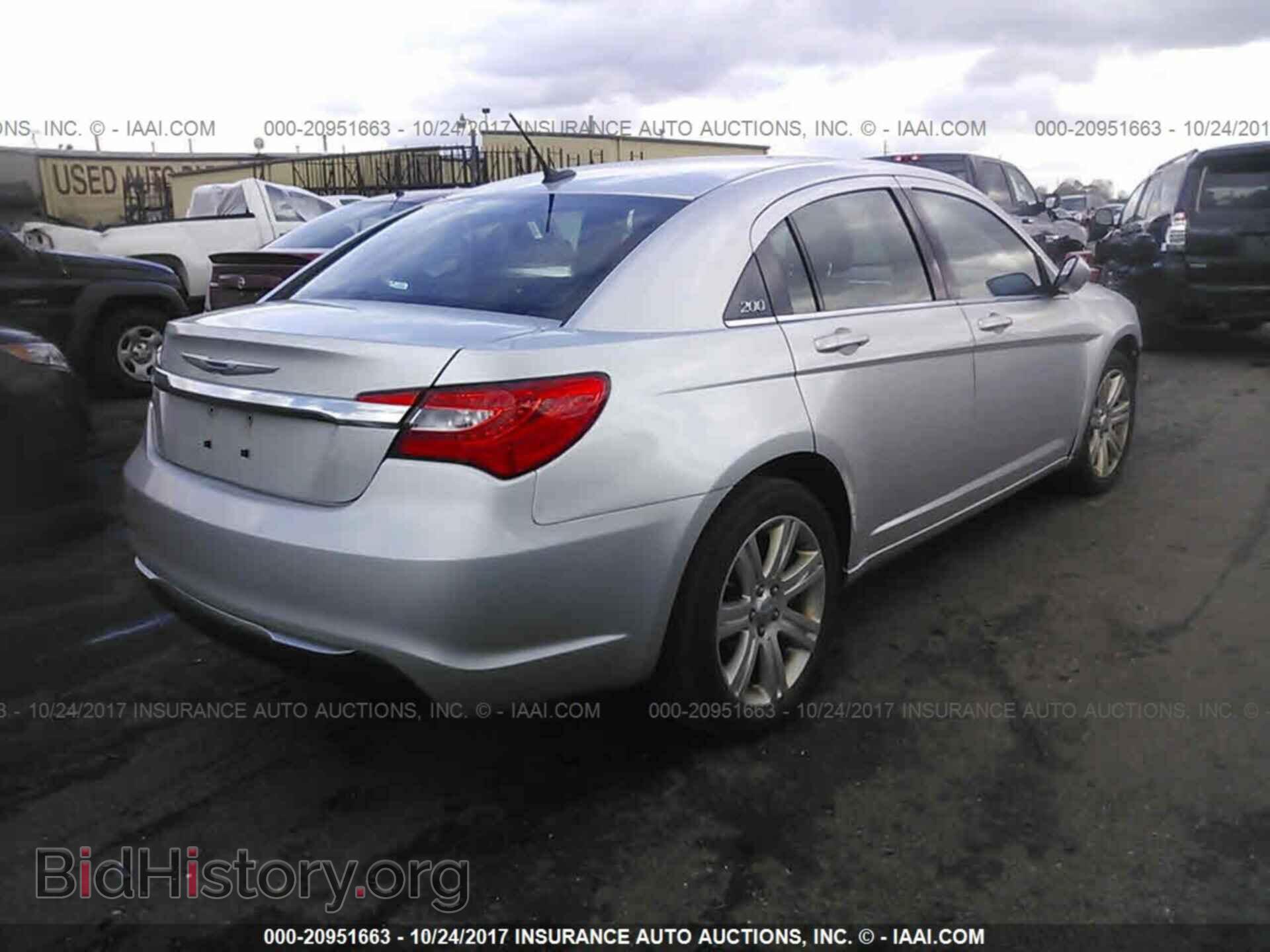 2012 Chrysler 200 - VIN: 1C3CCBBB4CN124699 - Фото 4