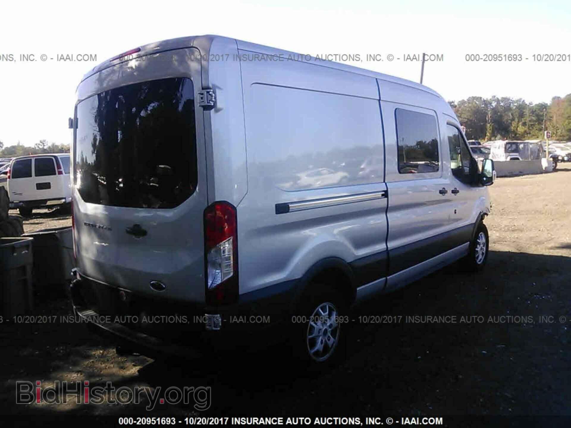 2015 Ford Transit - VIN: 1FTNR2CM6FKA57502 - Photo 4