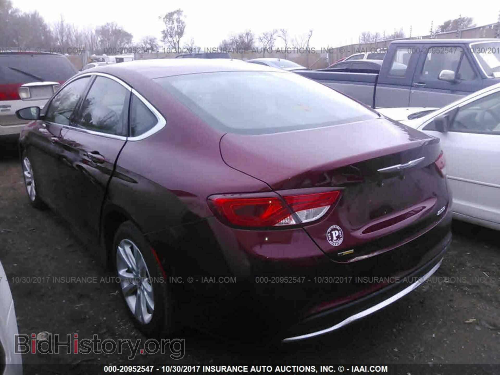 2015 Chrysler 200 - VIN: 1C3CCCAB4FN583923 - Photo 3