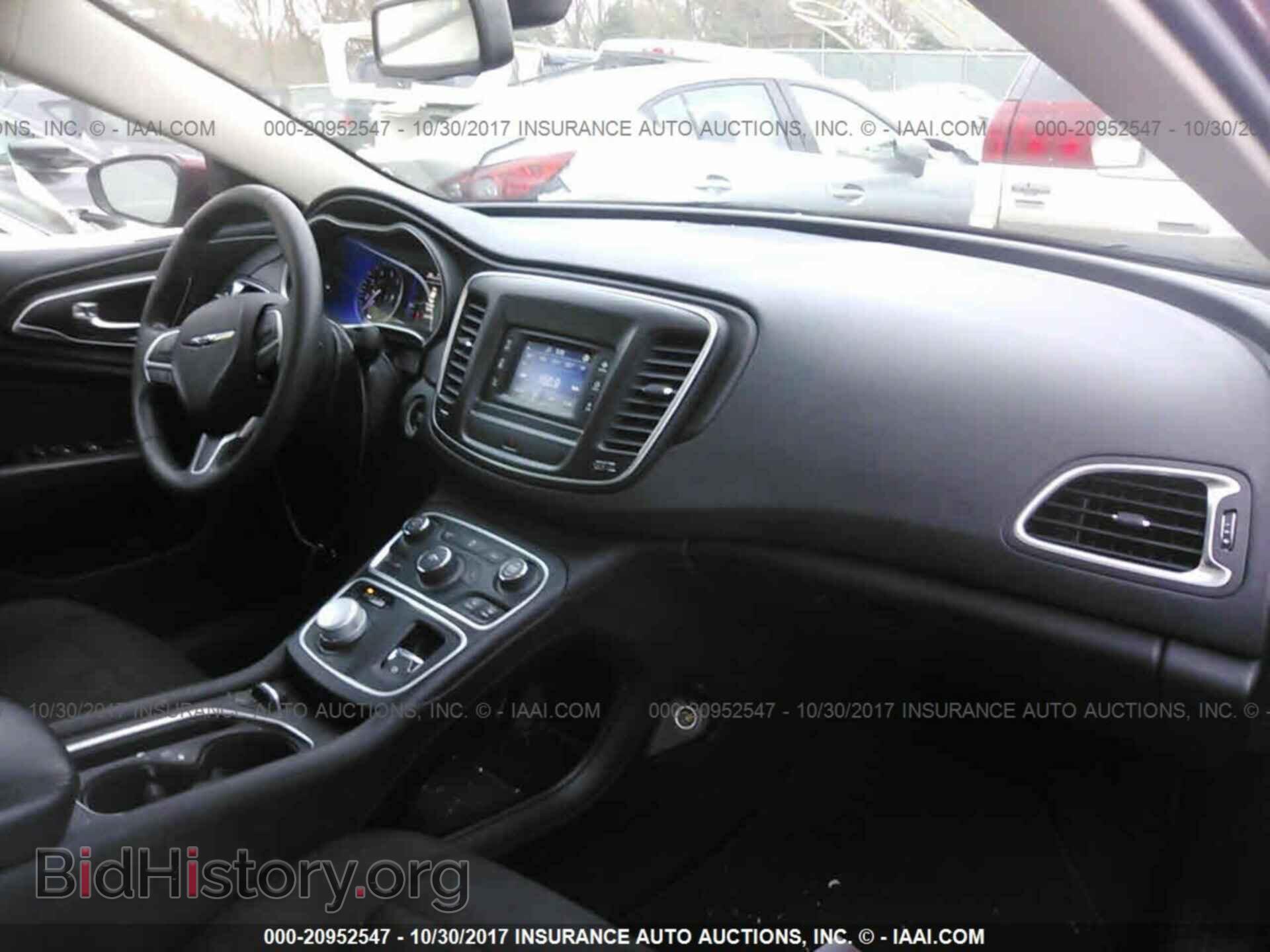 2015 Chrysler 200 - VIN: 1C3CCCAB4FN583923 - Photo 5