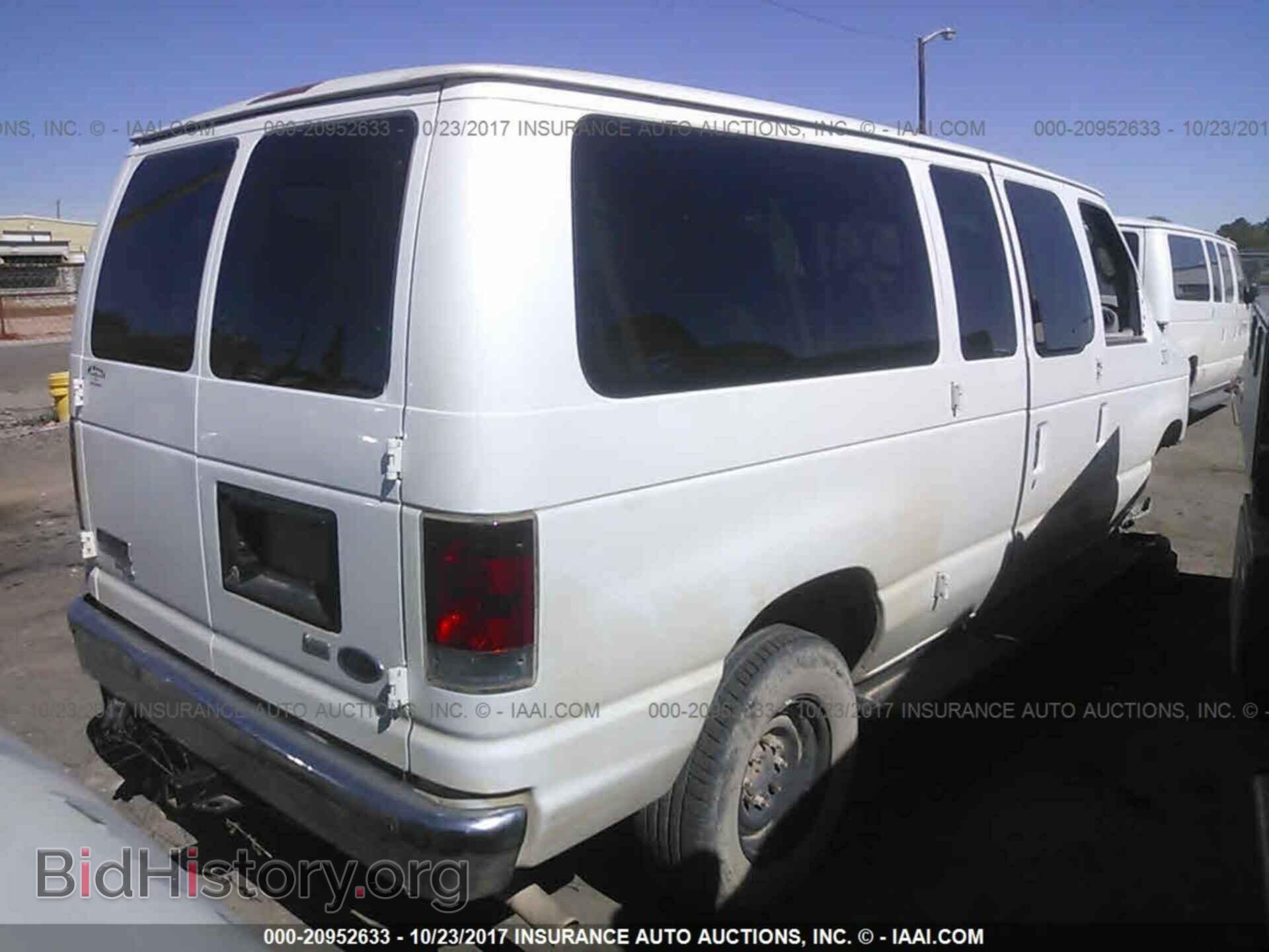 2011 Ford Econoline - VIN: 1FBNE3BL1BDB02813 - Фото 4