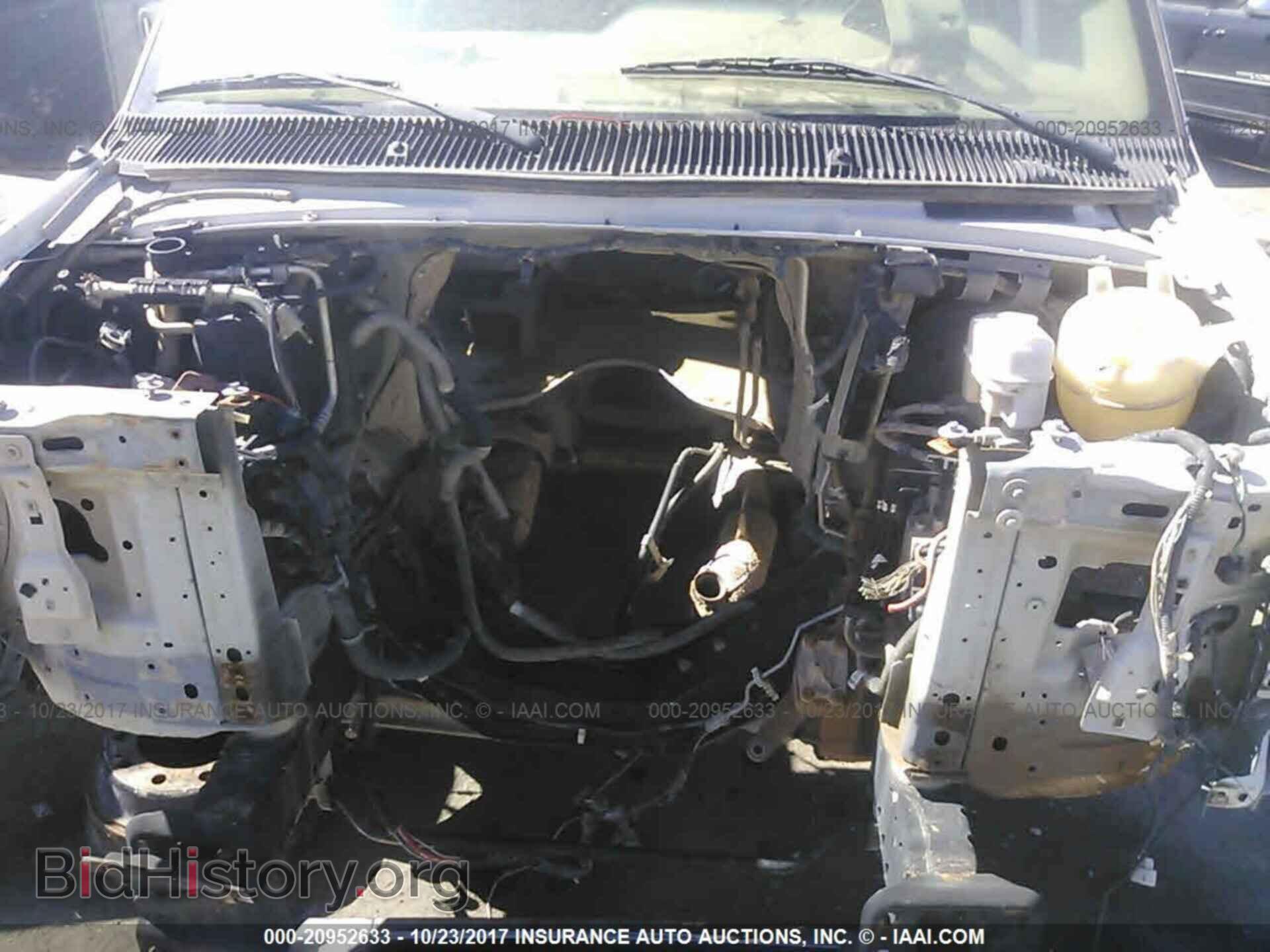 2011 Ford Econoline - VIN: 1FBNE3BL1BDB02813 - Фото 10