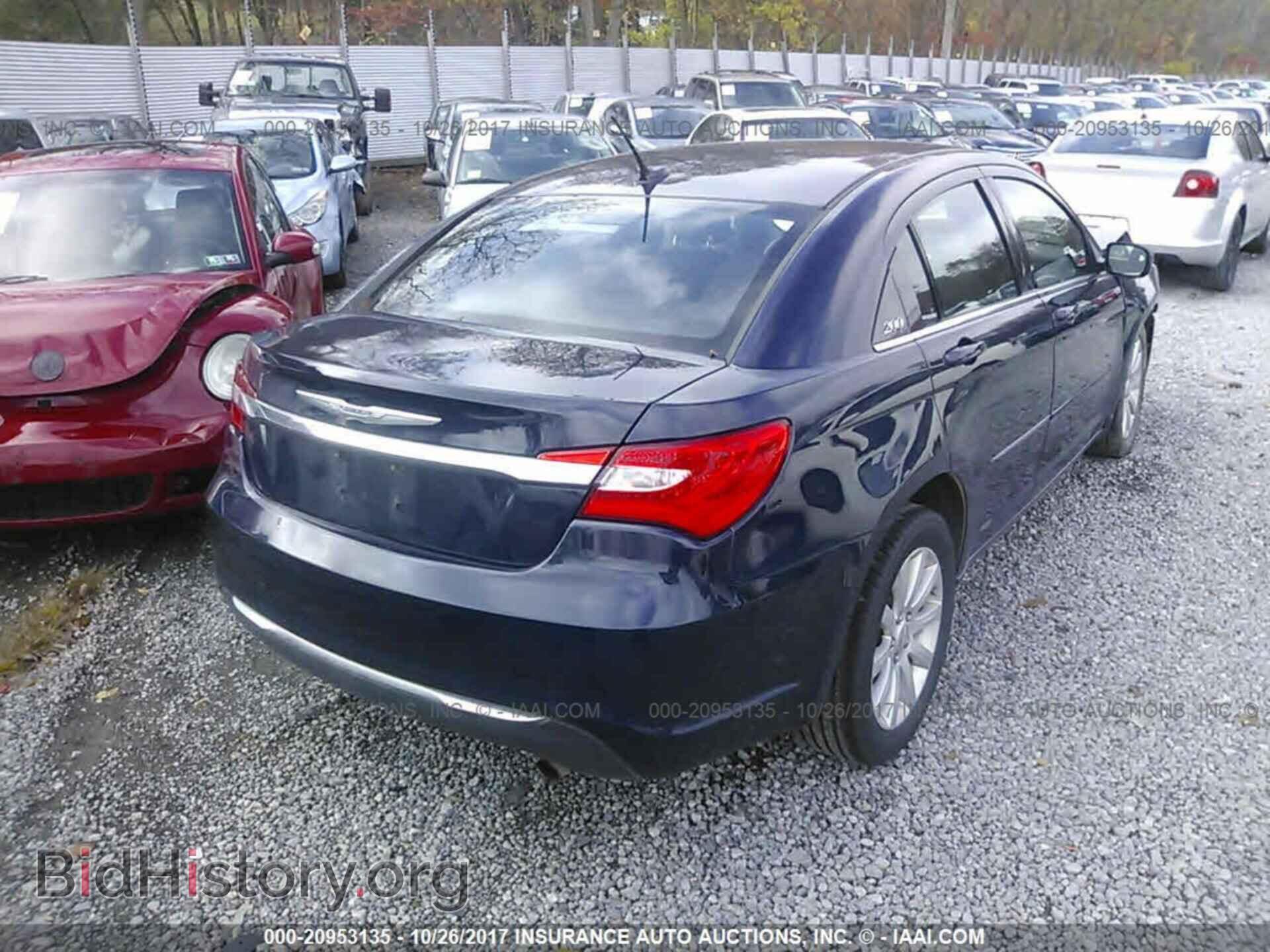 2013 Chrysler 200 - VIN: 1C3CCBBB4DN666435 - Фото 4