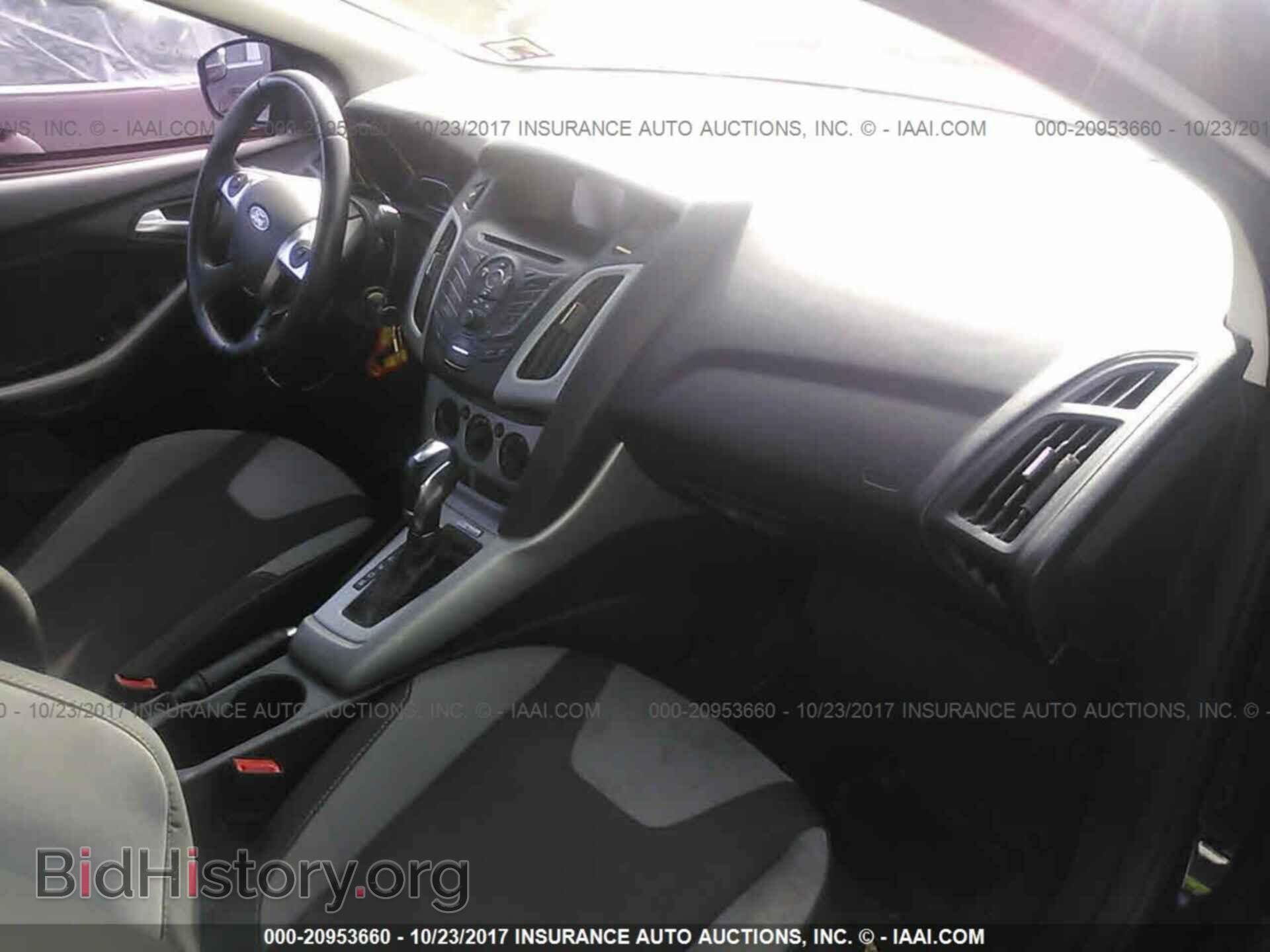 2012 Ford Focus - VIN: 1FAHP3F2XCL219243 - Photo 5