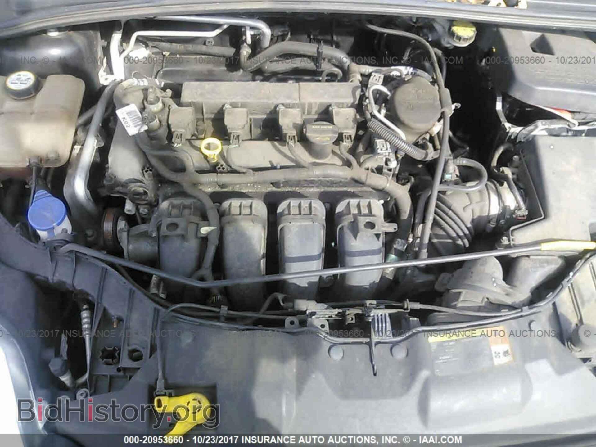 2012 Ford Focus - VIN: 1FAHP3F2XCL219243 - Photo 10