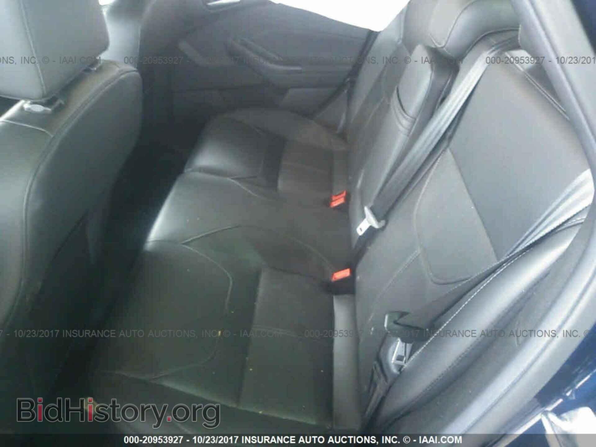 2016 Ford Focus - VIN: 1FADP3F21GL330106 - Photo 8
