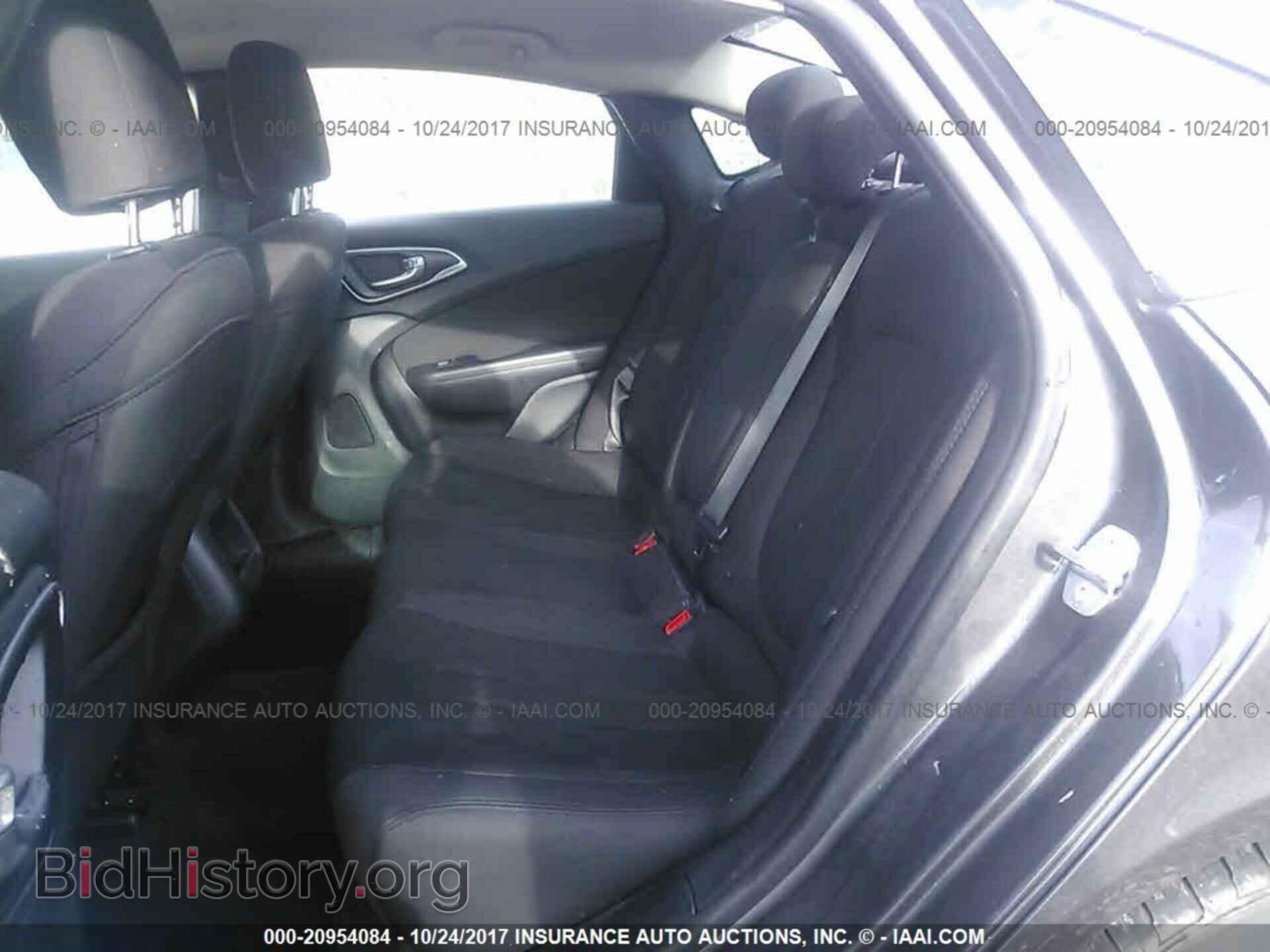 2015 Chrysler 200 - VIN: 1C3CCCAB2FN685222 - Фото 8