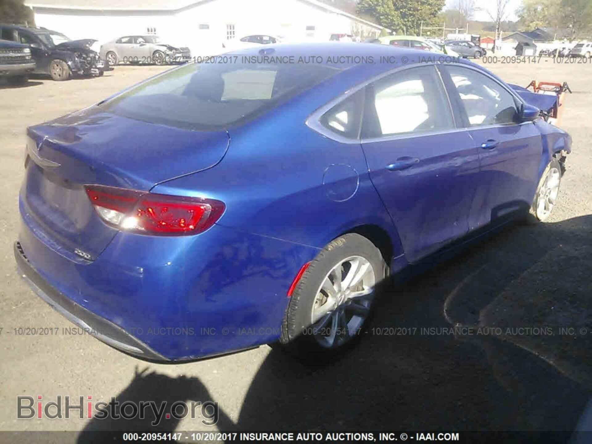 2015 Chrysler 200 - VIN: 1C3CCCAB0FN718508 - Photo 4